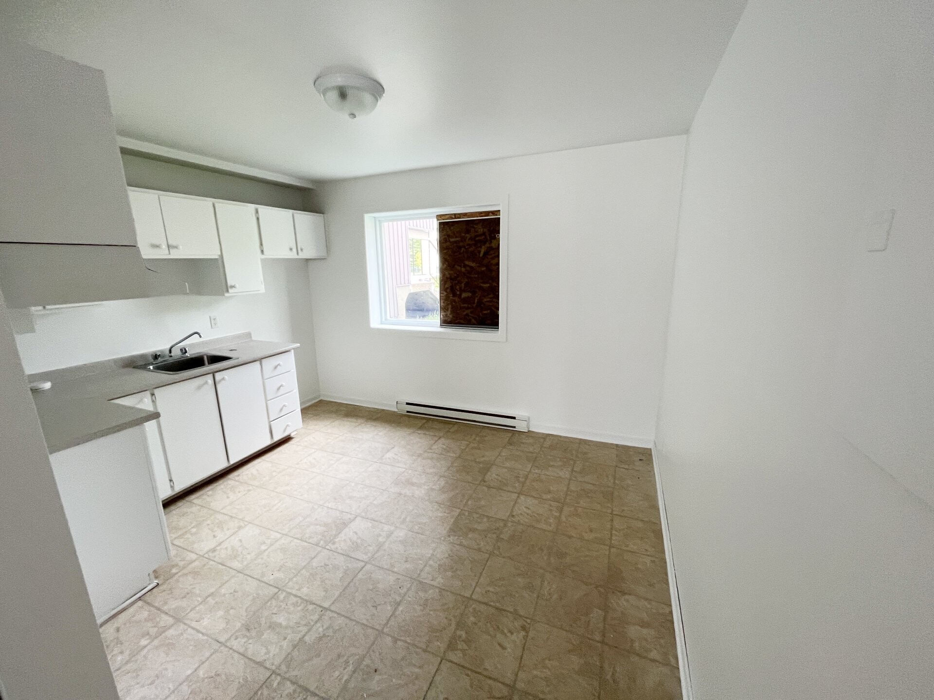 Logis-Experts - Appartements - 1026 À 1028 Boulevard Pie-Xi Nord - Le Dix10 - 4 - 2