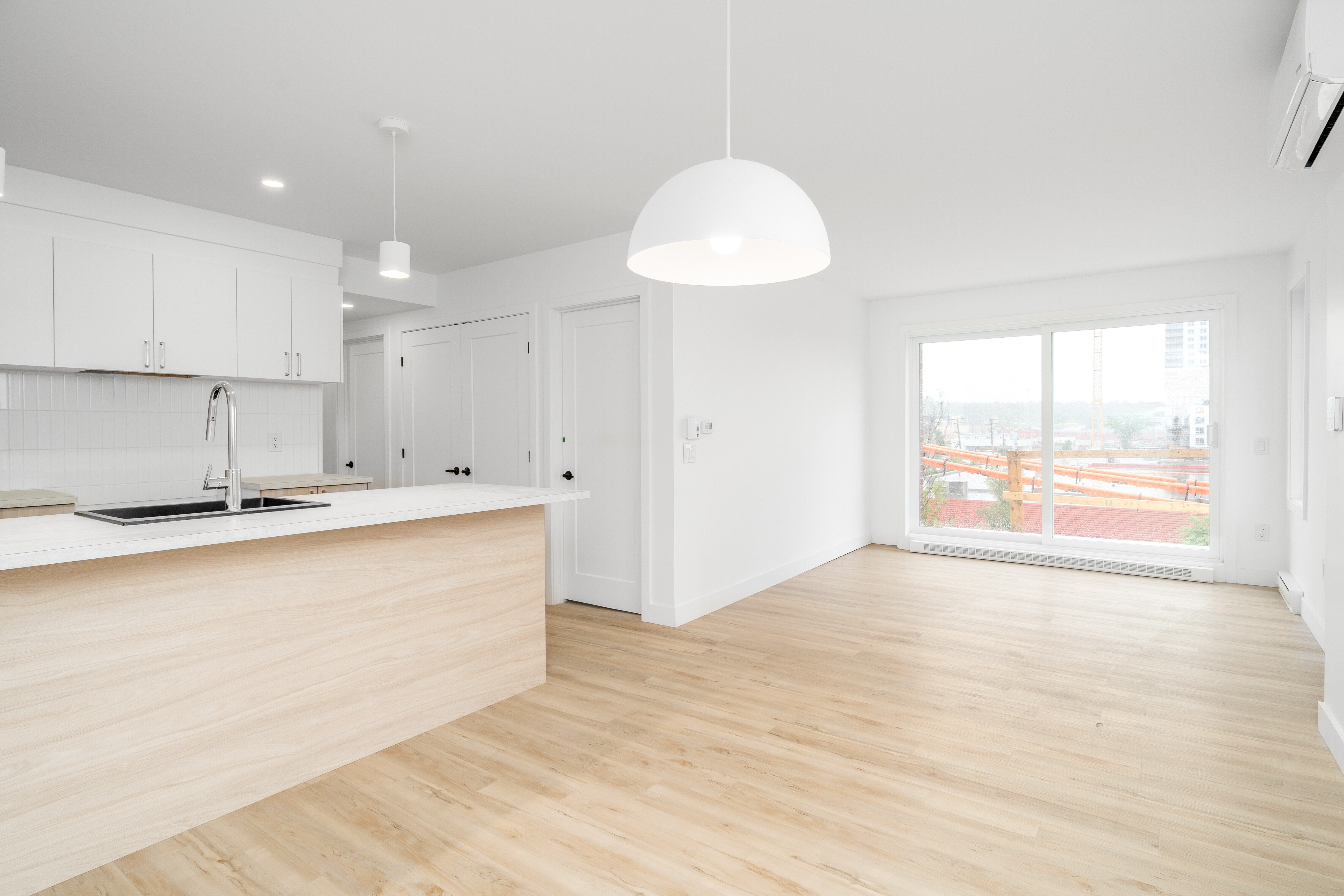 Logis-Experts - Appartements - 1334 Rue Châteaubriand - Place Du Chateau - 101 - 4