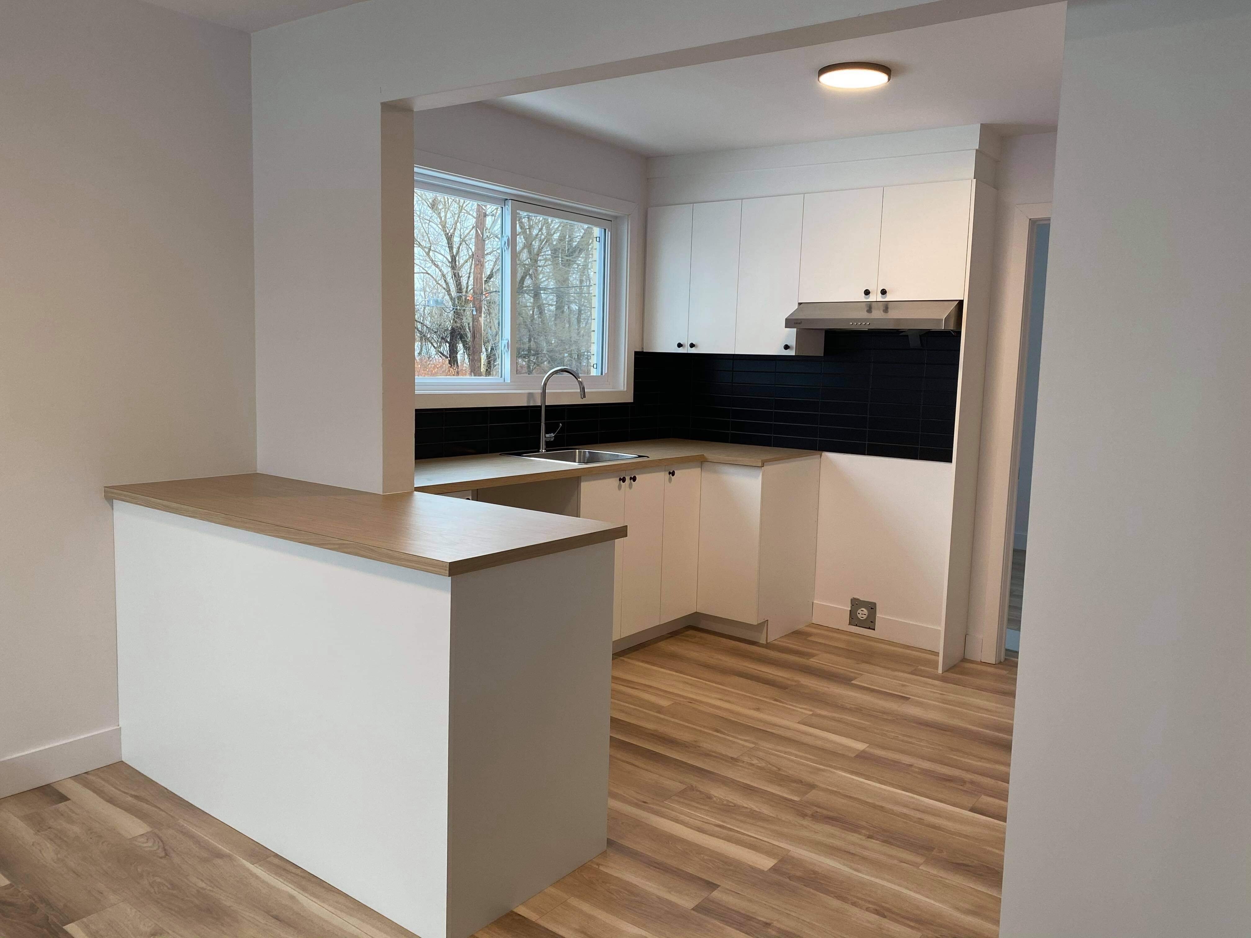 Logis-Experts - Appartements - 1809 Avenue Drouin - 301 - 1