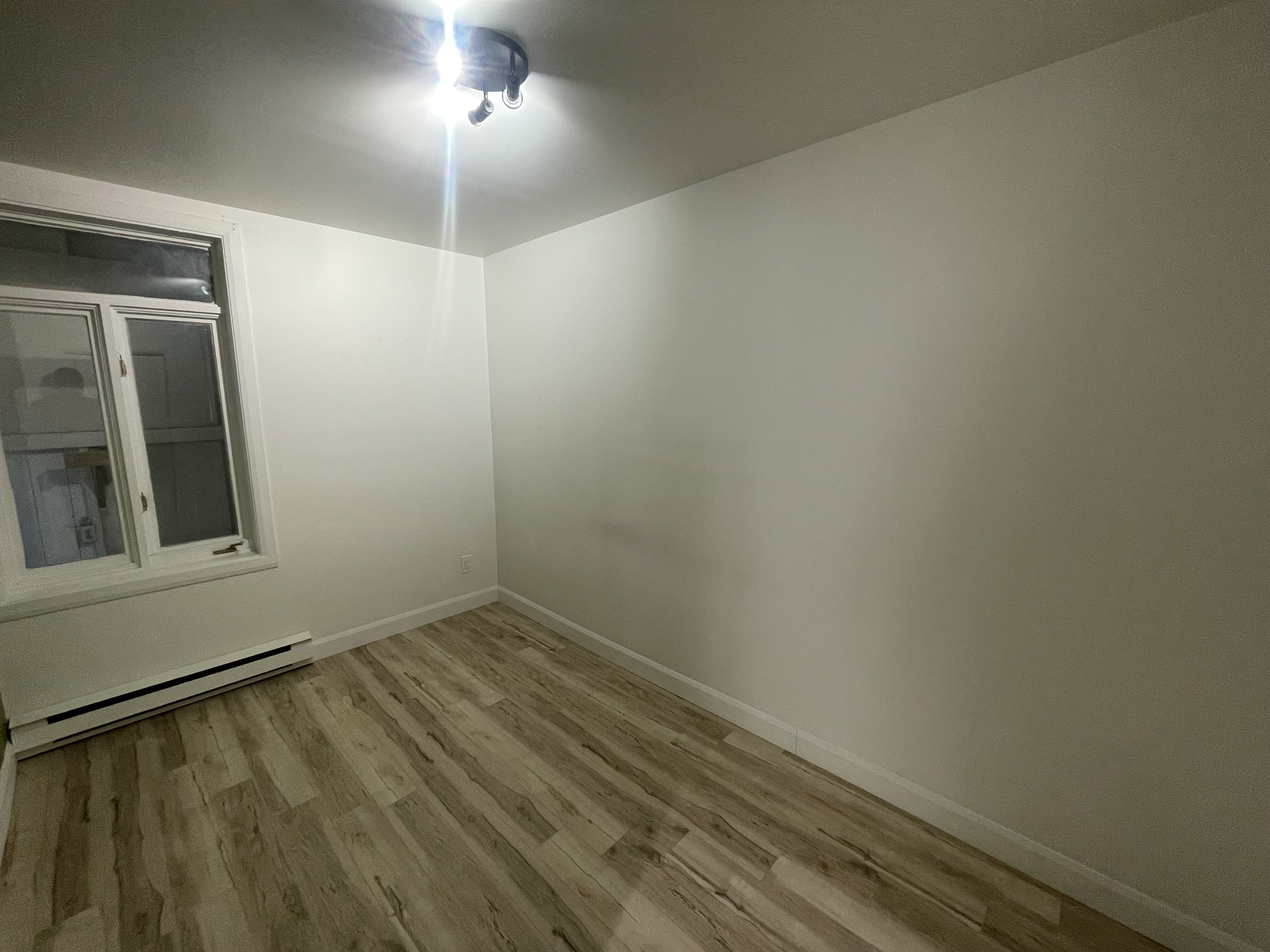 Logis-Experts - Immeubles - 1101 À 1105 2E Avenue 193 À 199 11E Rue - 20