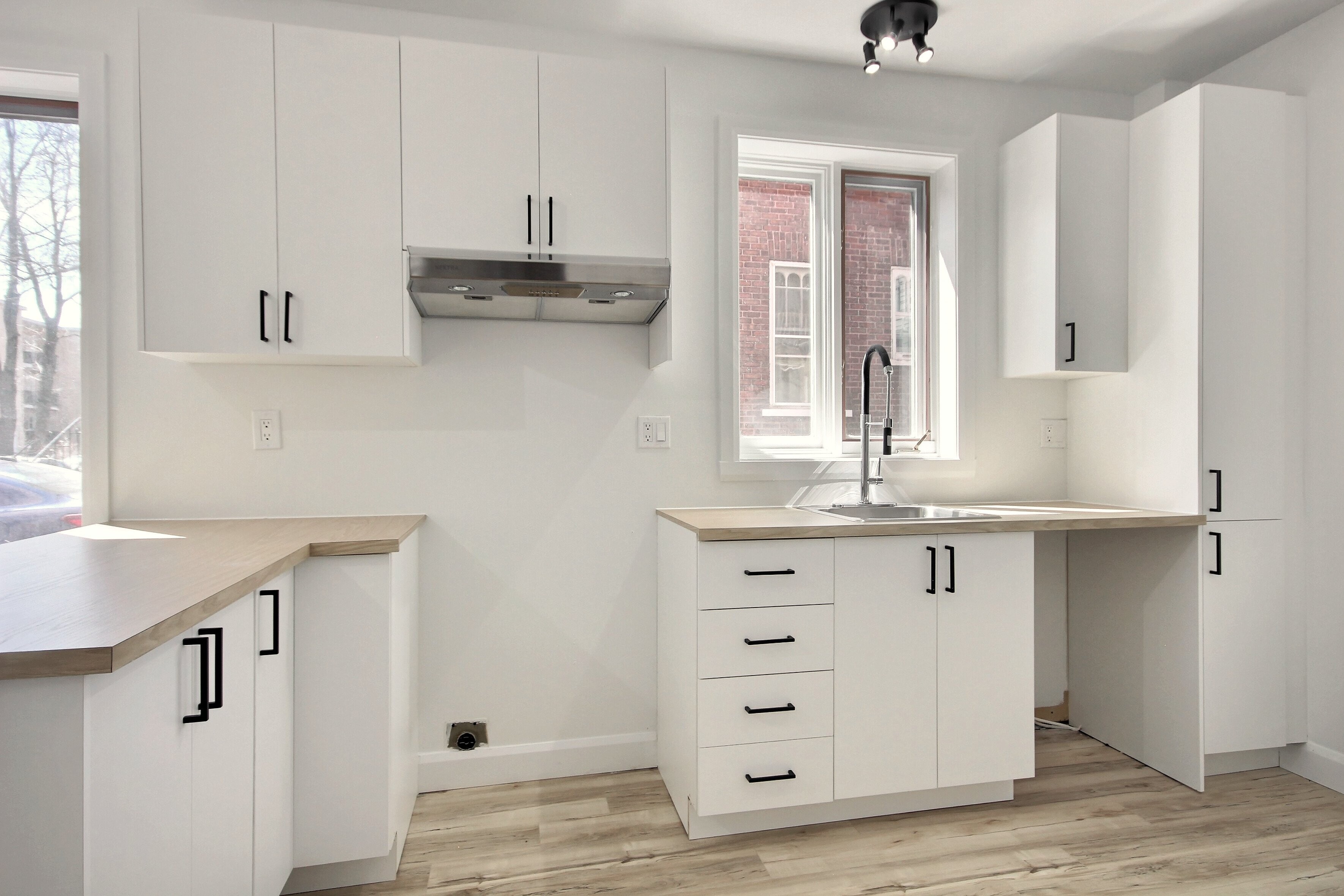 Logis-Experts - Immeubles - 1101 À 1105 2E Avenue 193 À 199 11E Rue - 9