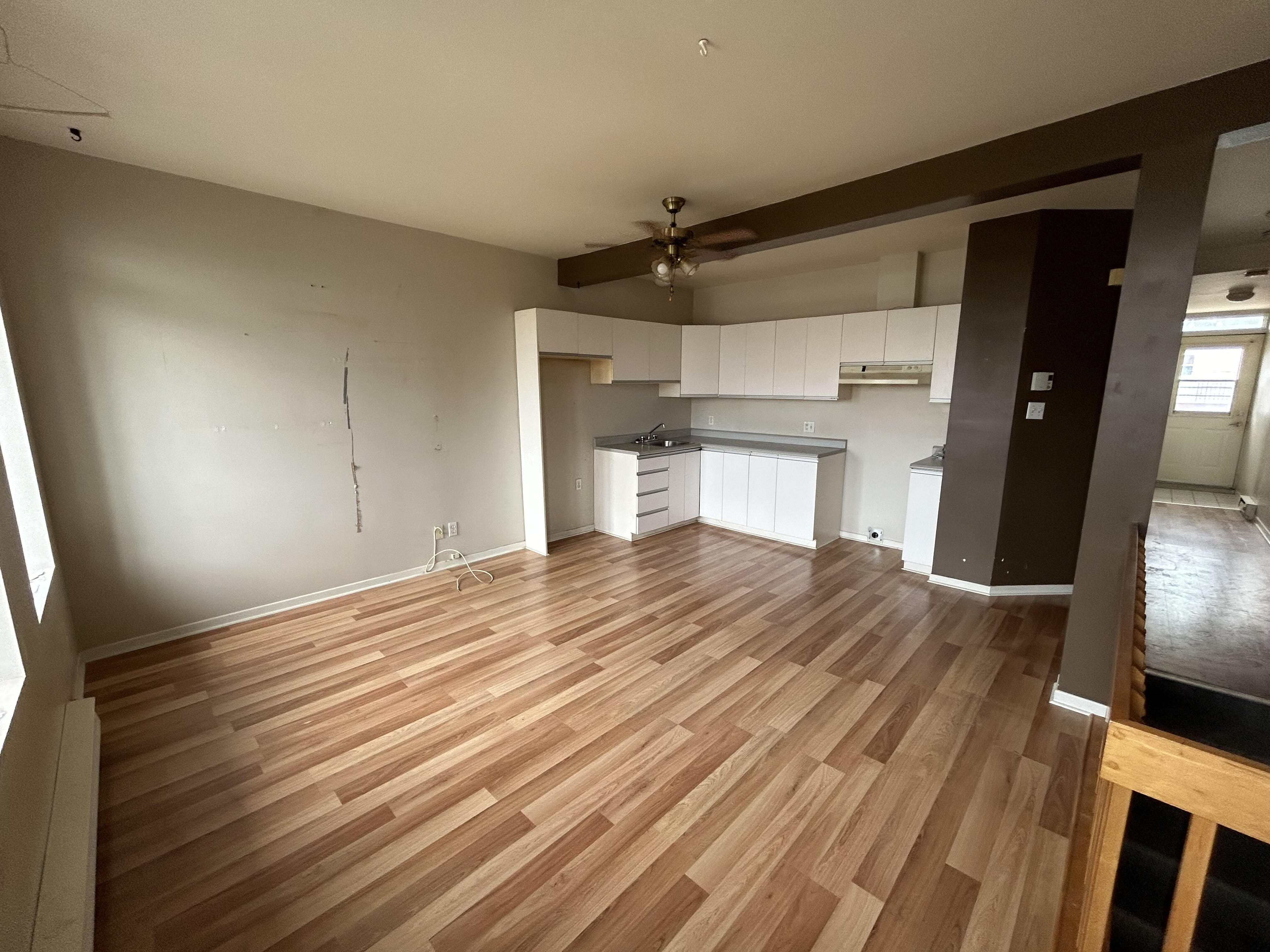 Logis-Experts - Appartements - 382 À 398 Rue Marie-De-L'incarnation - 386 - 1