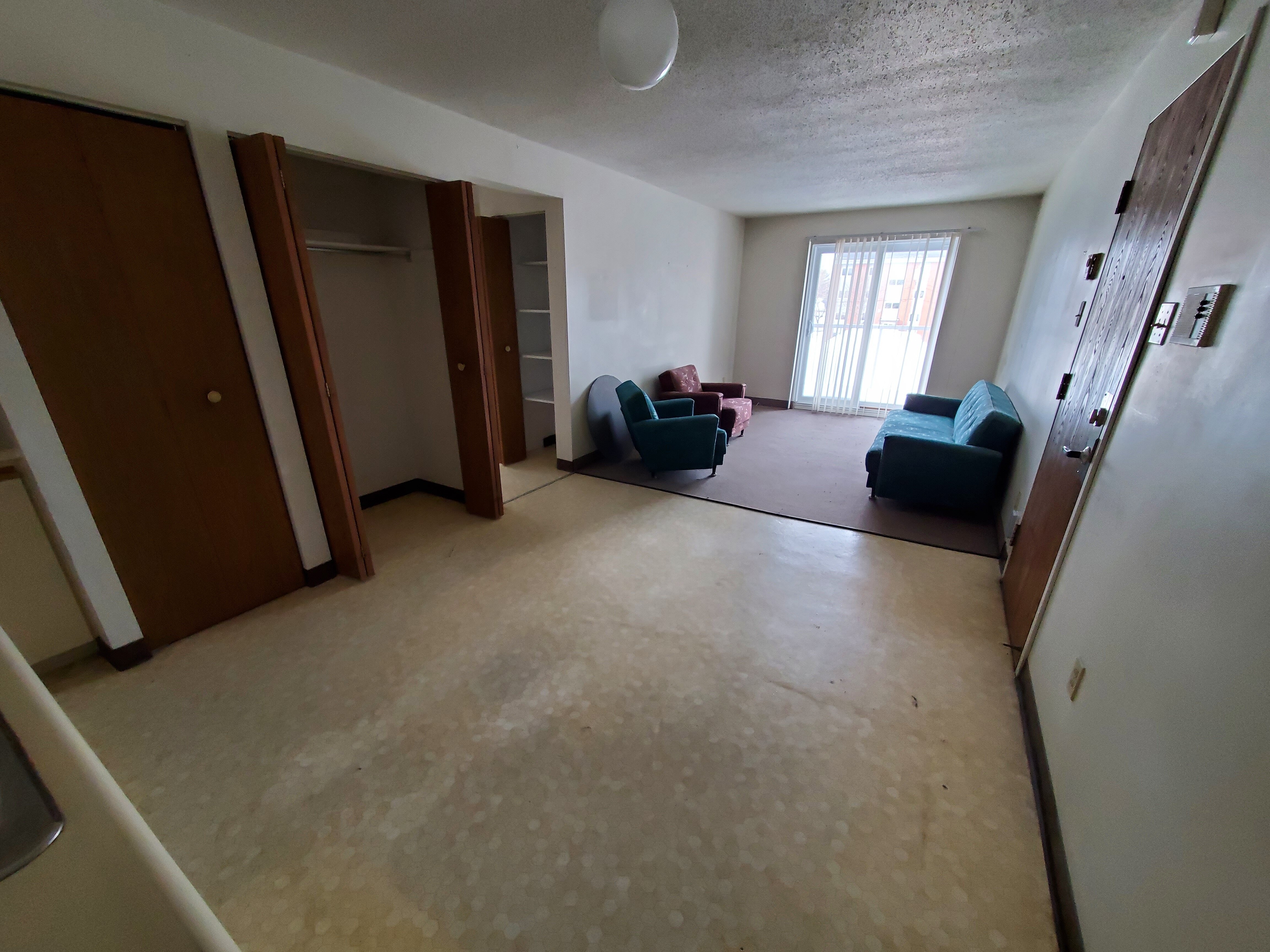 Logis-Experts - Appartements - 5386 Rue Bossuet - Place Du Chateau - 302 - 2