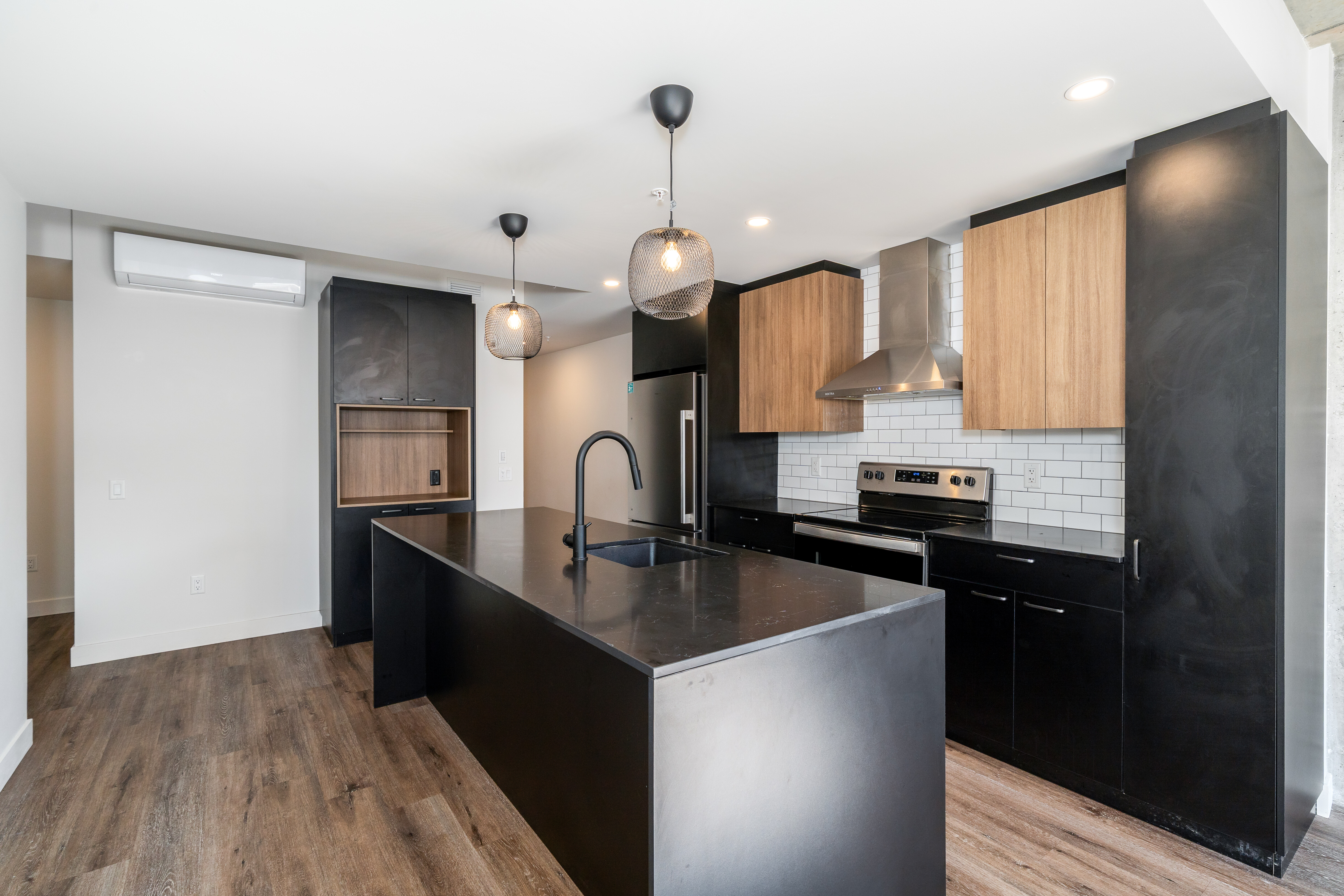 Logis-Experts - Appartements - 5825 Rue Saint-Georges - Chez Alphi - 203 - 2