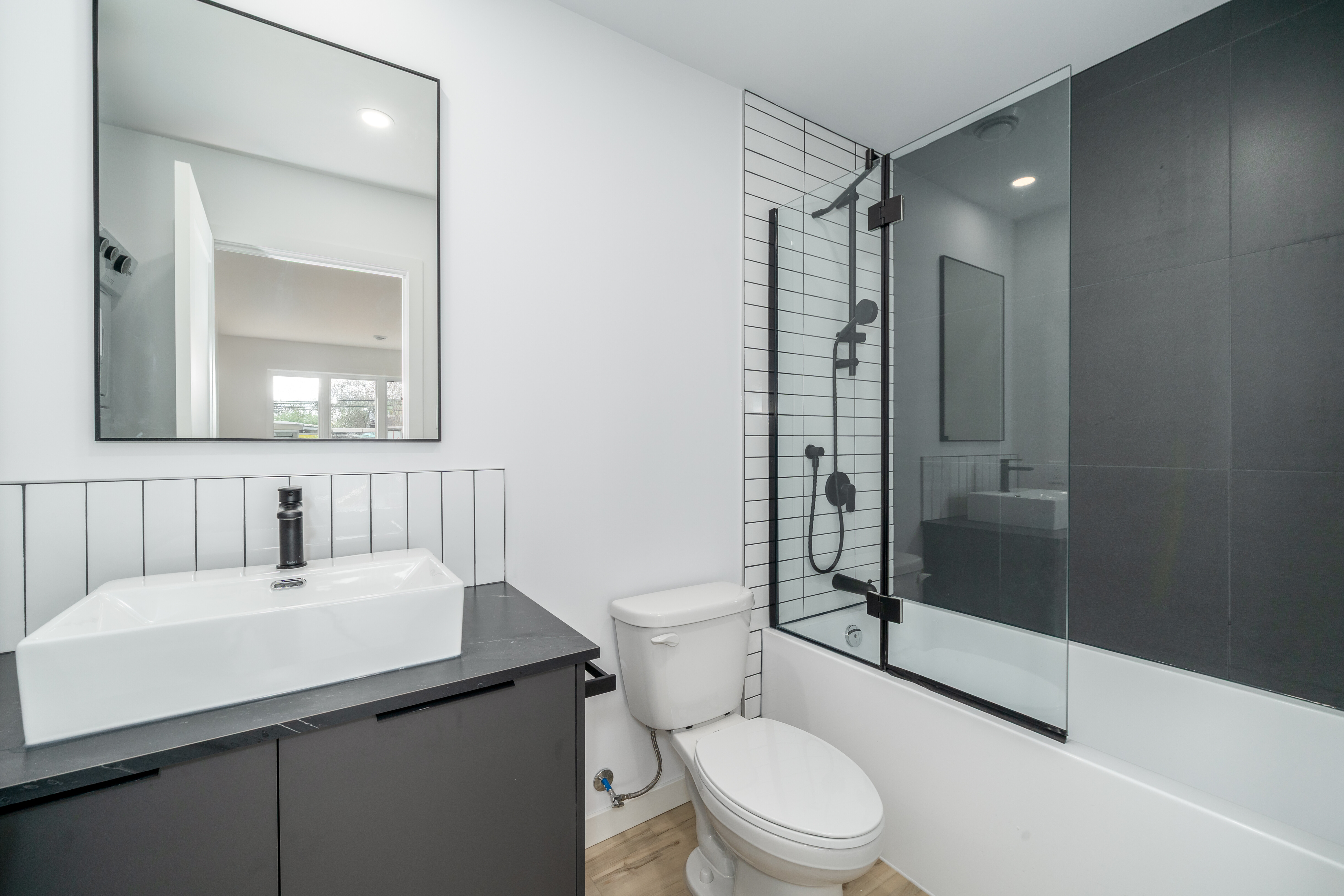 Logis-Experts - Appartements - 246 E À 246 A Rue Anna - Anna - c - 8