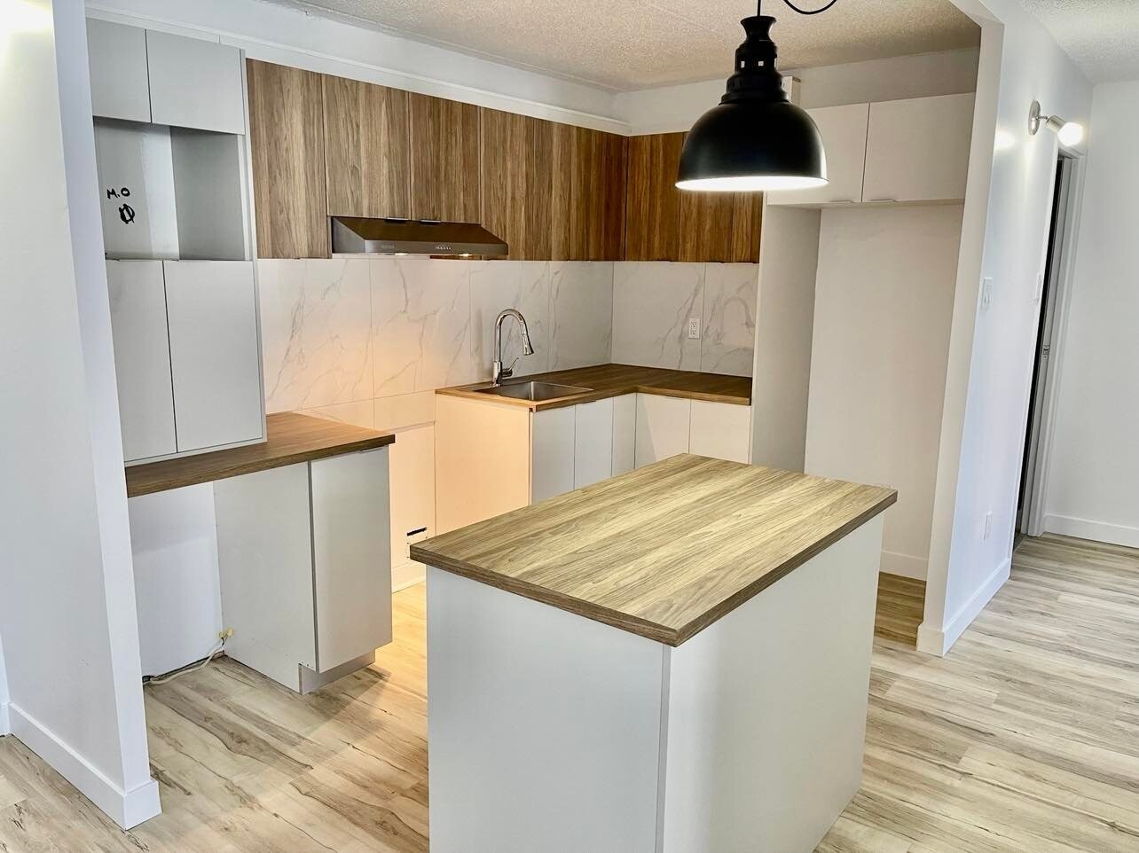 Logis-Experts - Appartements - 2475 Rue Évangéline - Espaces Lavida - 415 - 1