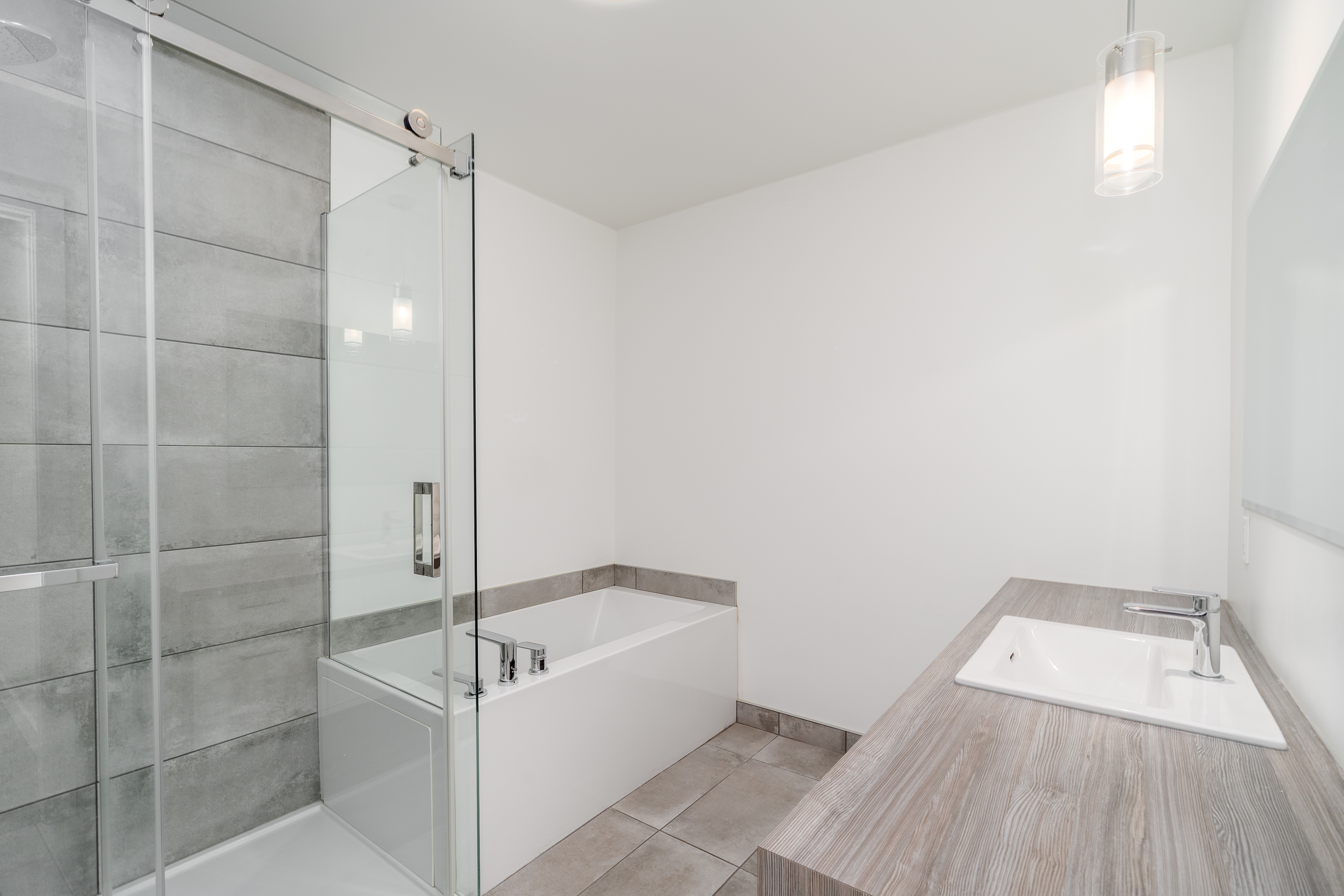 Logis-Experts - Appartements - 9059 Rue De L'attisée - 102 - 10