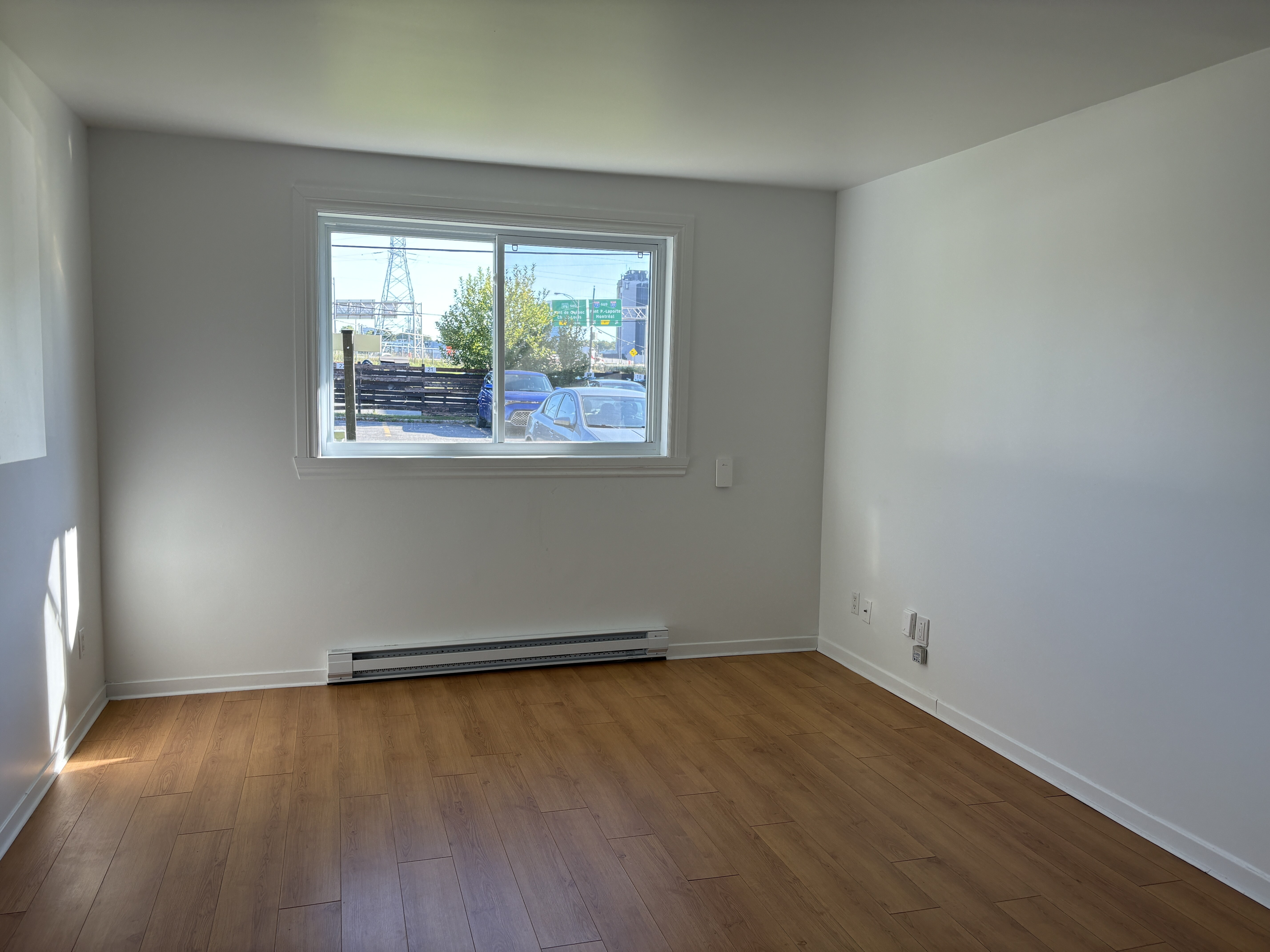 Logis-Experts - Appartements - 3126 Boulevard Neilson - 106 - 3