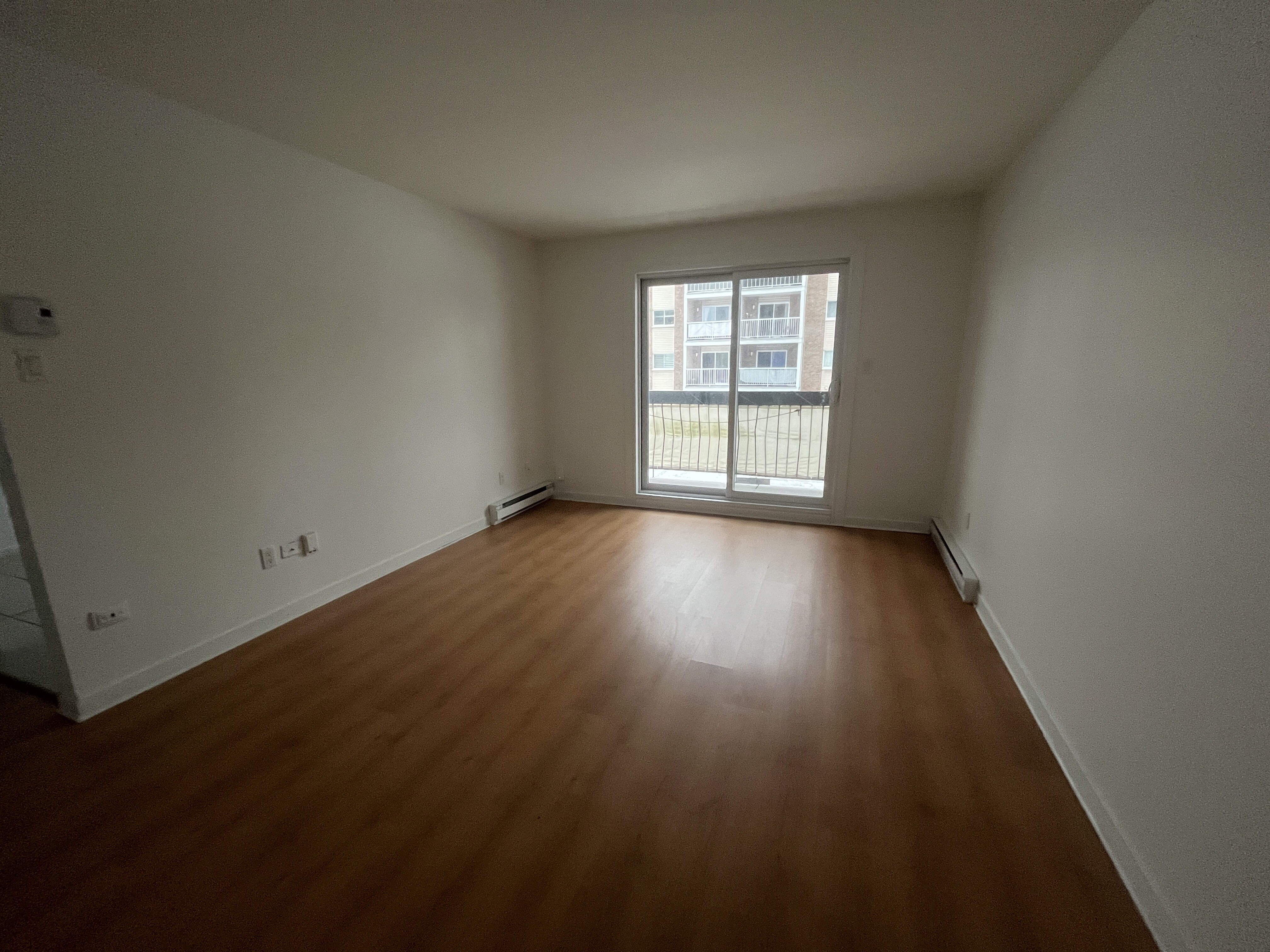 Logis-Experts - Appartements - 3130 Boulevard Neilson - 202 - 1