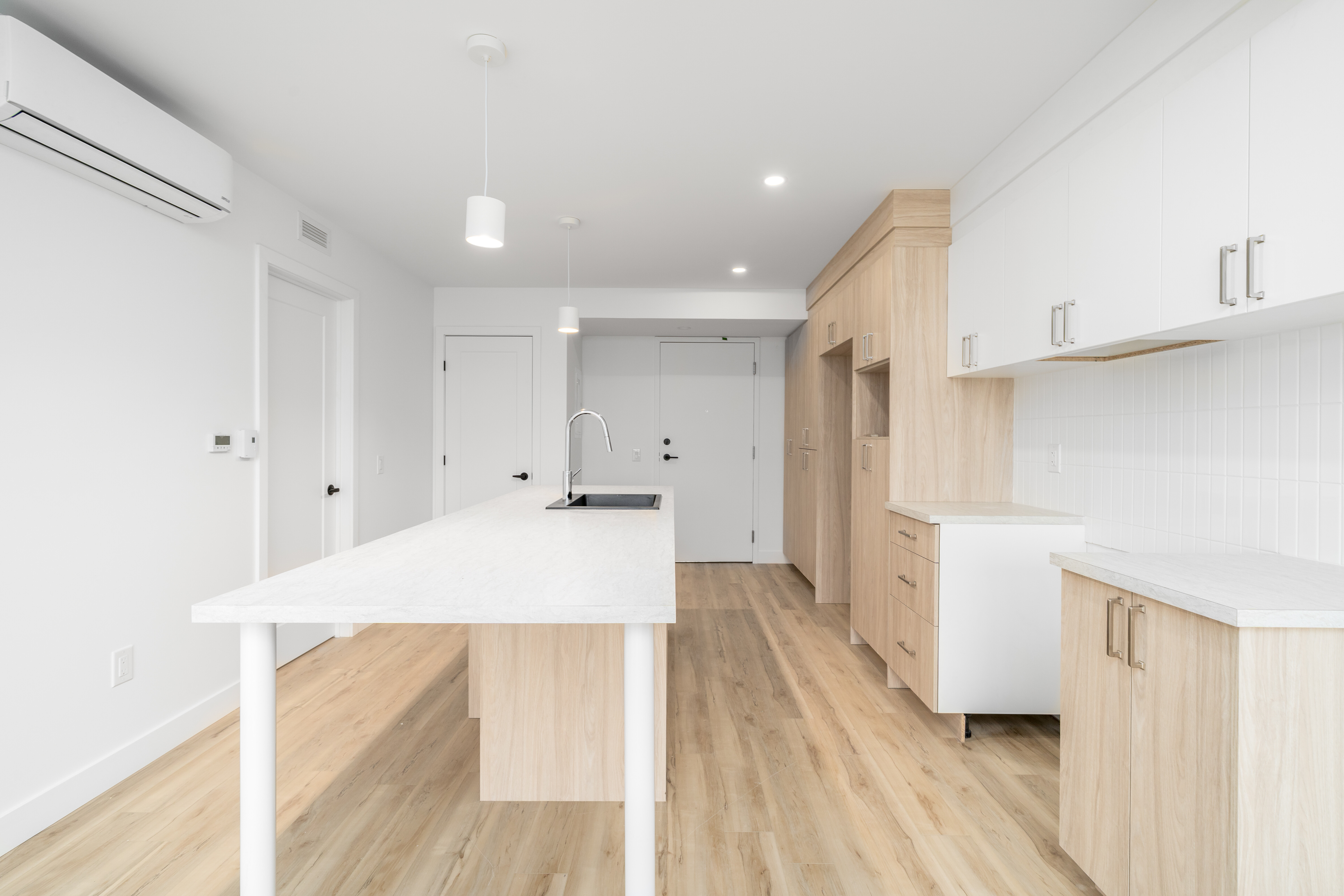 Logis-Experts - Appartements - 1334 Rue Châteaubriand - Place Du Chateau - 204 - 3