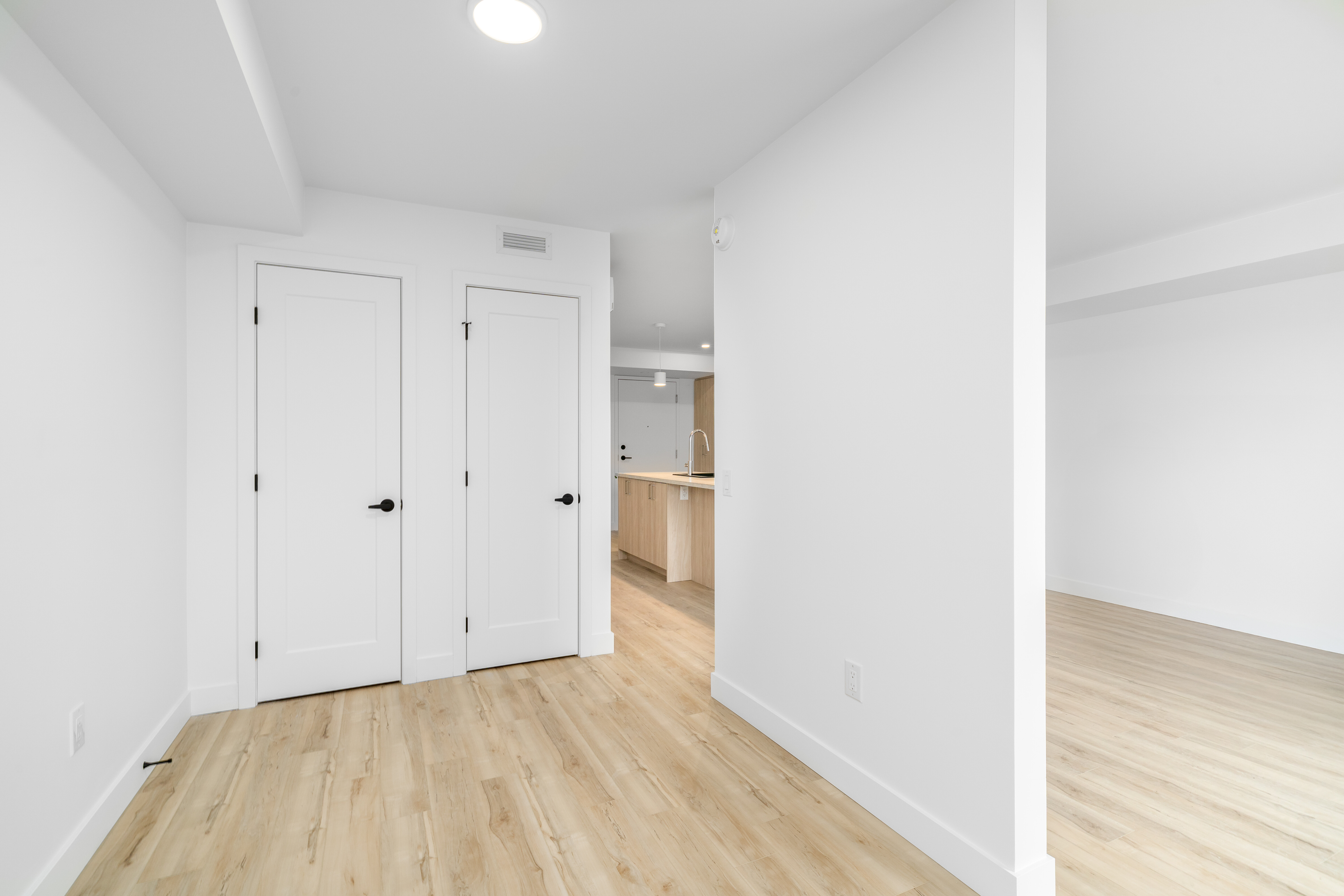 Logis-Experts - Appartements - 1334 Rue Châteaubriand - Place Du Chateau - 204 - 7