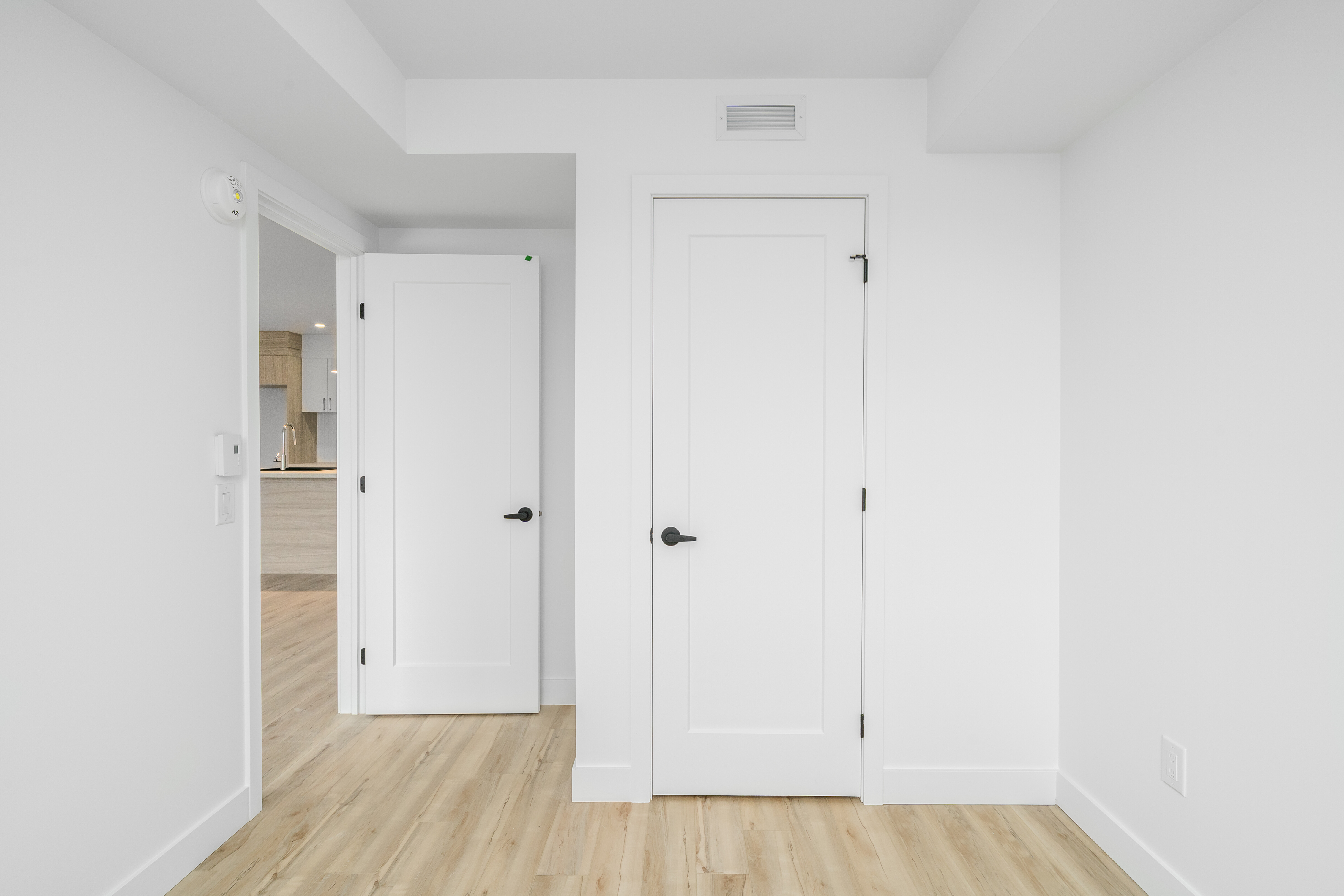 Logis-Experts - Appartements - 1334 Rue Châteaubriand - Place Du Chateau - 306 - 6