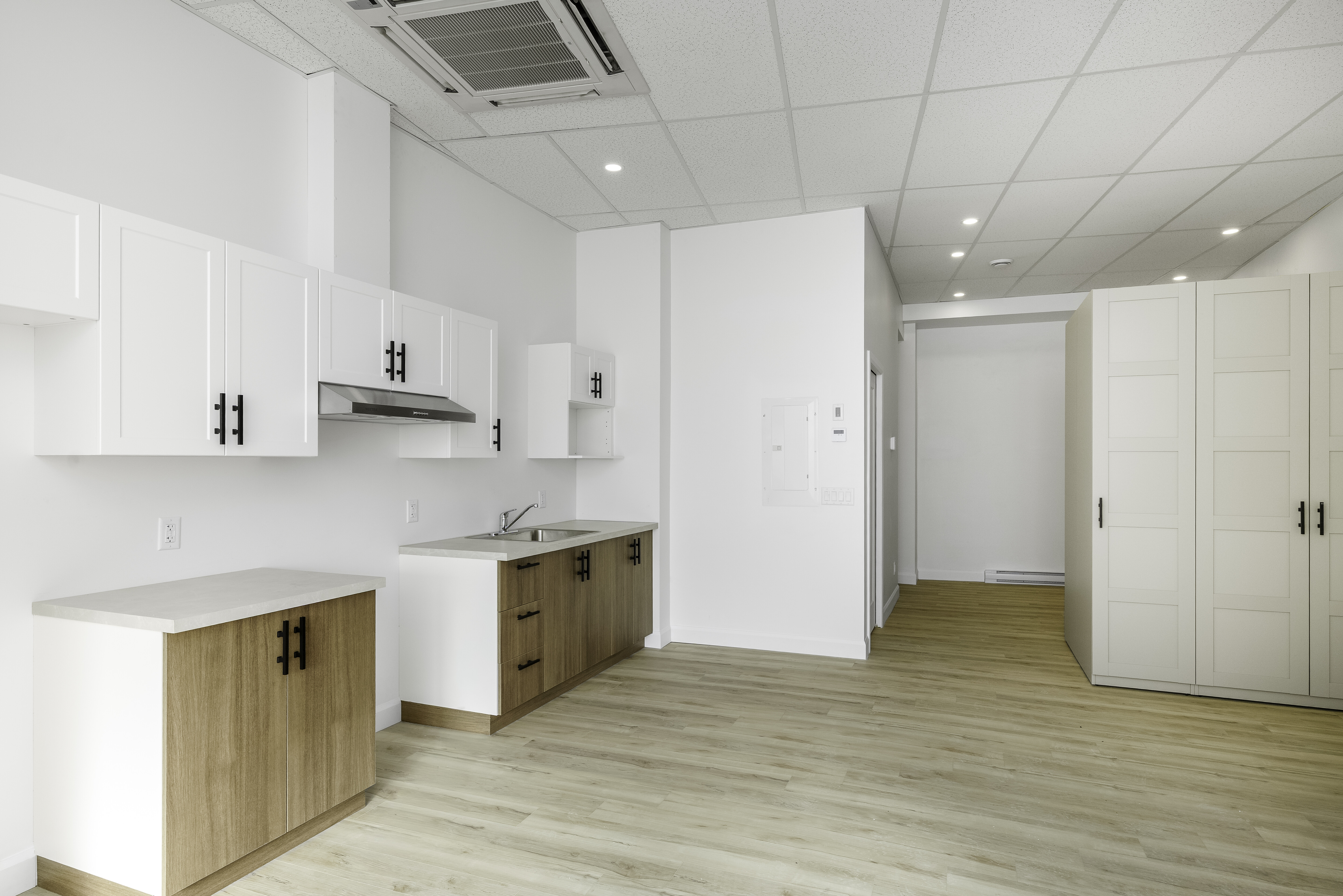 Logis-Experts - Appartements - 438 À 446 Rue Saint-Vallier Ouest - 438-b - 1