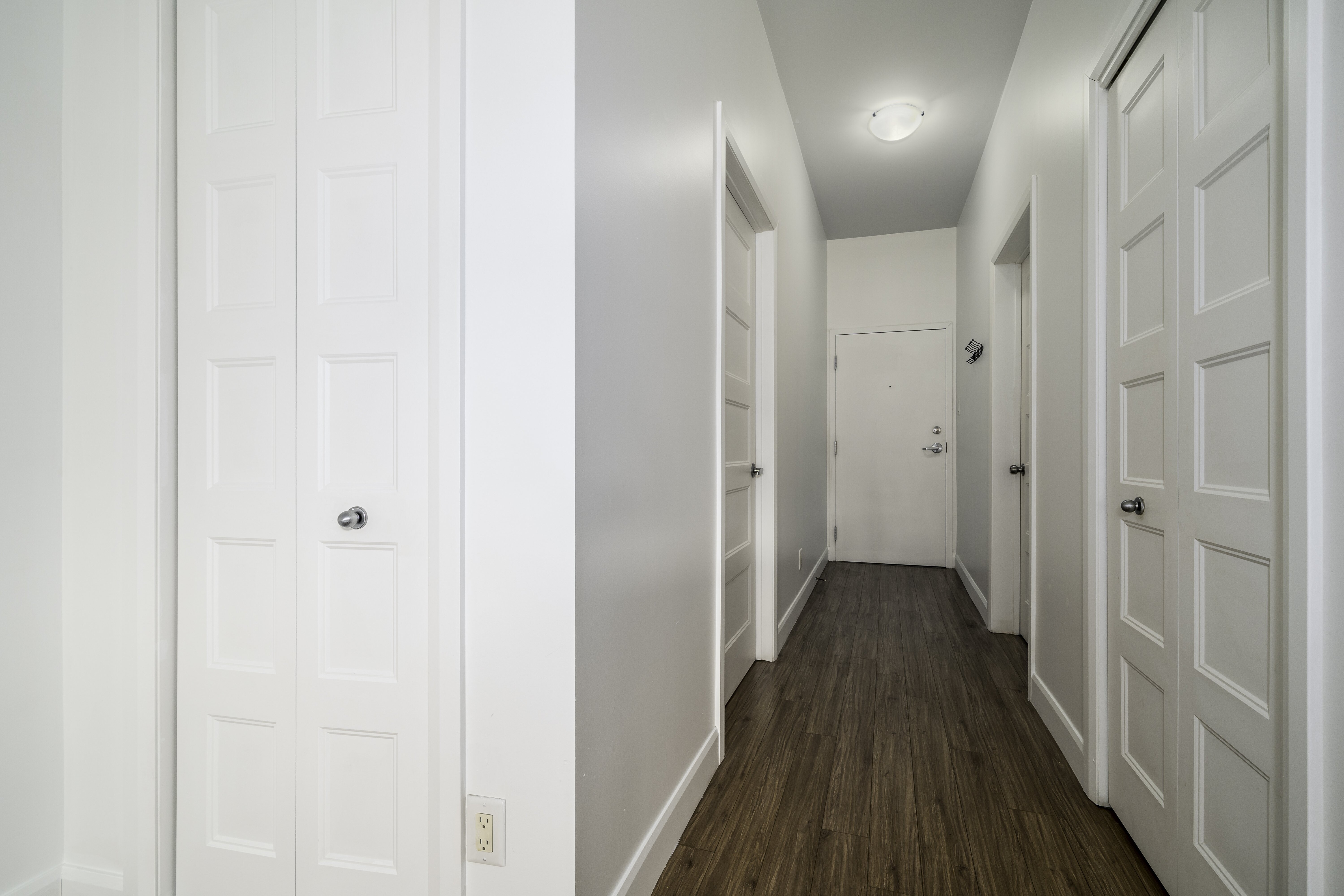 Logis-Experts - Appartements - 438 À 446 Rue Saint-Vallier Ouest - 444-21 - 1