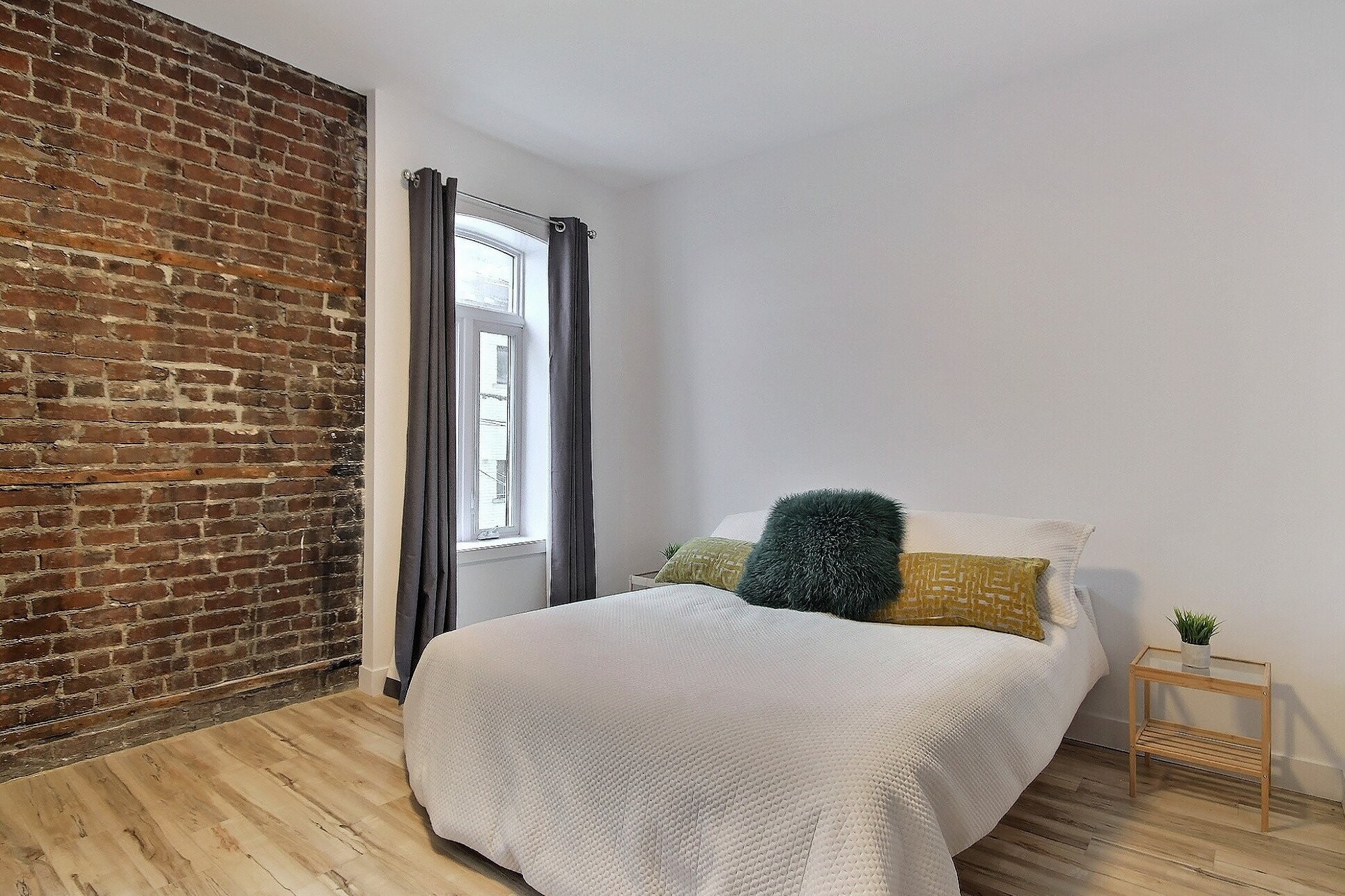 Logis-Experts - Appartements - 438 À 460 Rue De La Reine - 460-2 - 11