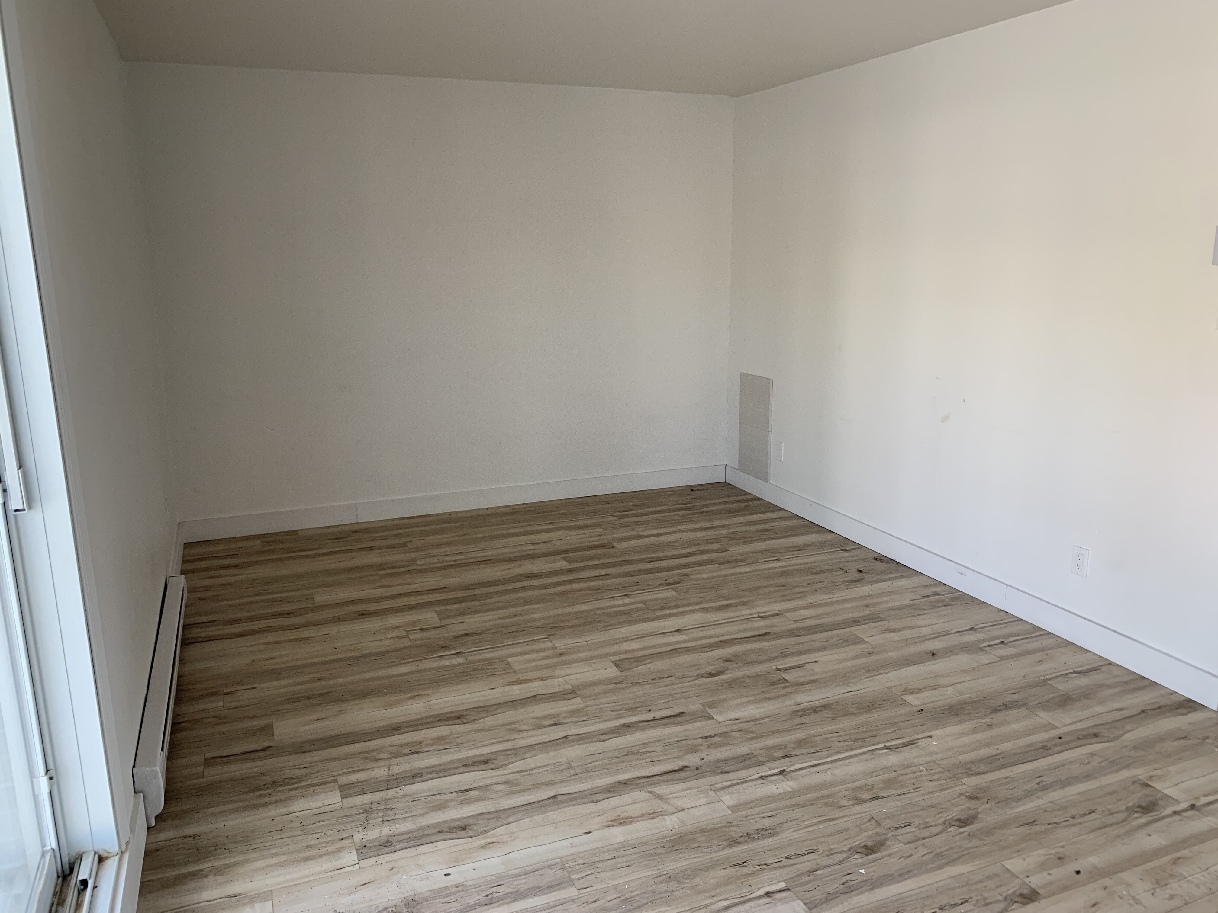 Logis-Experts - Appartements - 470 À 480 46E Rue Est - 470-3 - 6