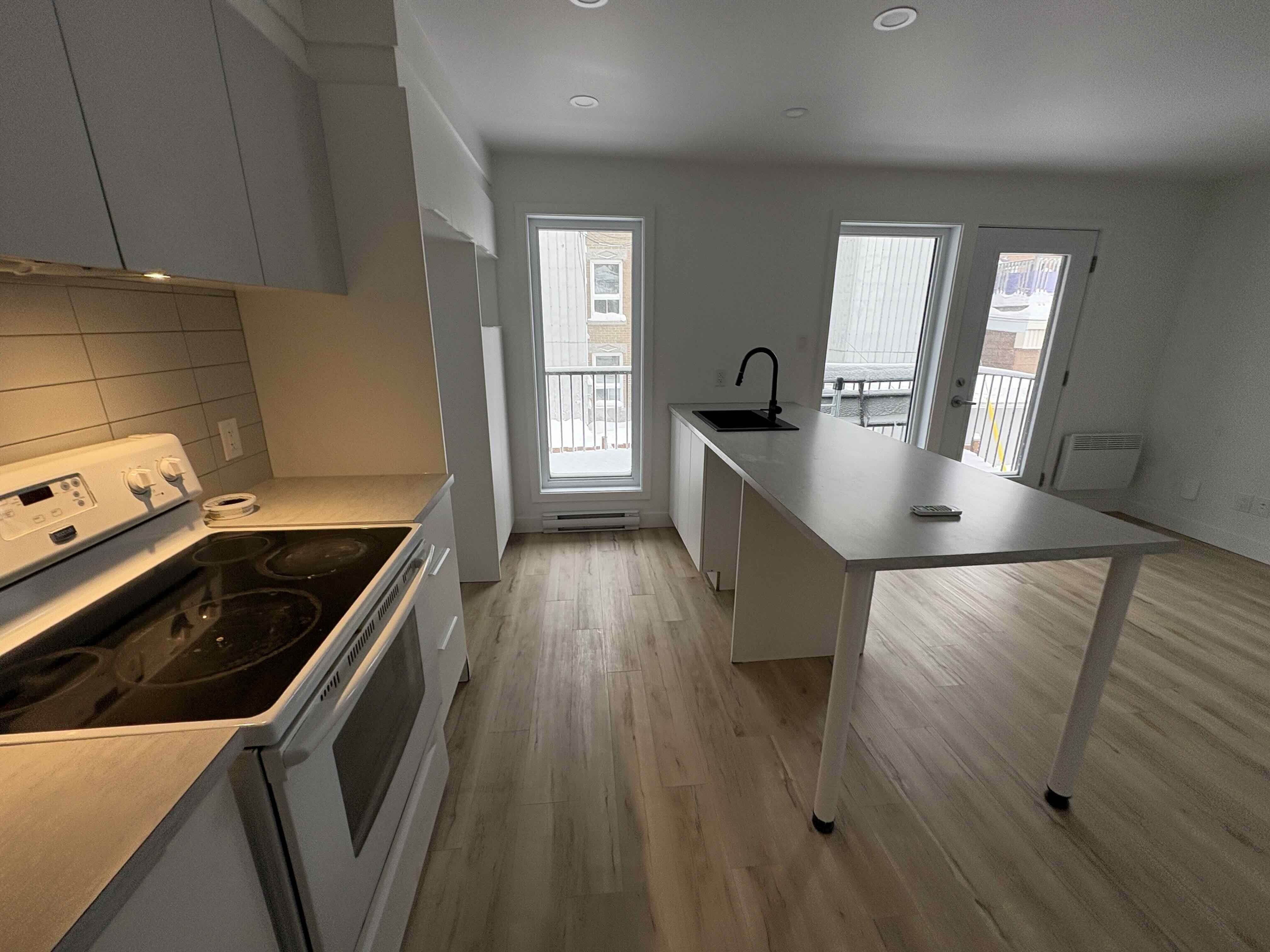 Logis-Experts - Appartements - 484 À 490 Rue Marie-Louise - 486 - 13