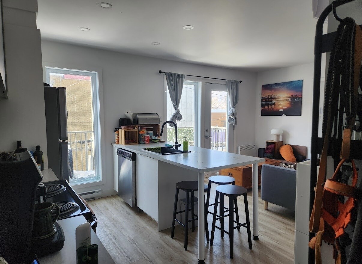 Logis-Experts - Appartements - 484 À 490 Rue Marie-Louise - 490 - 25