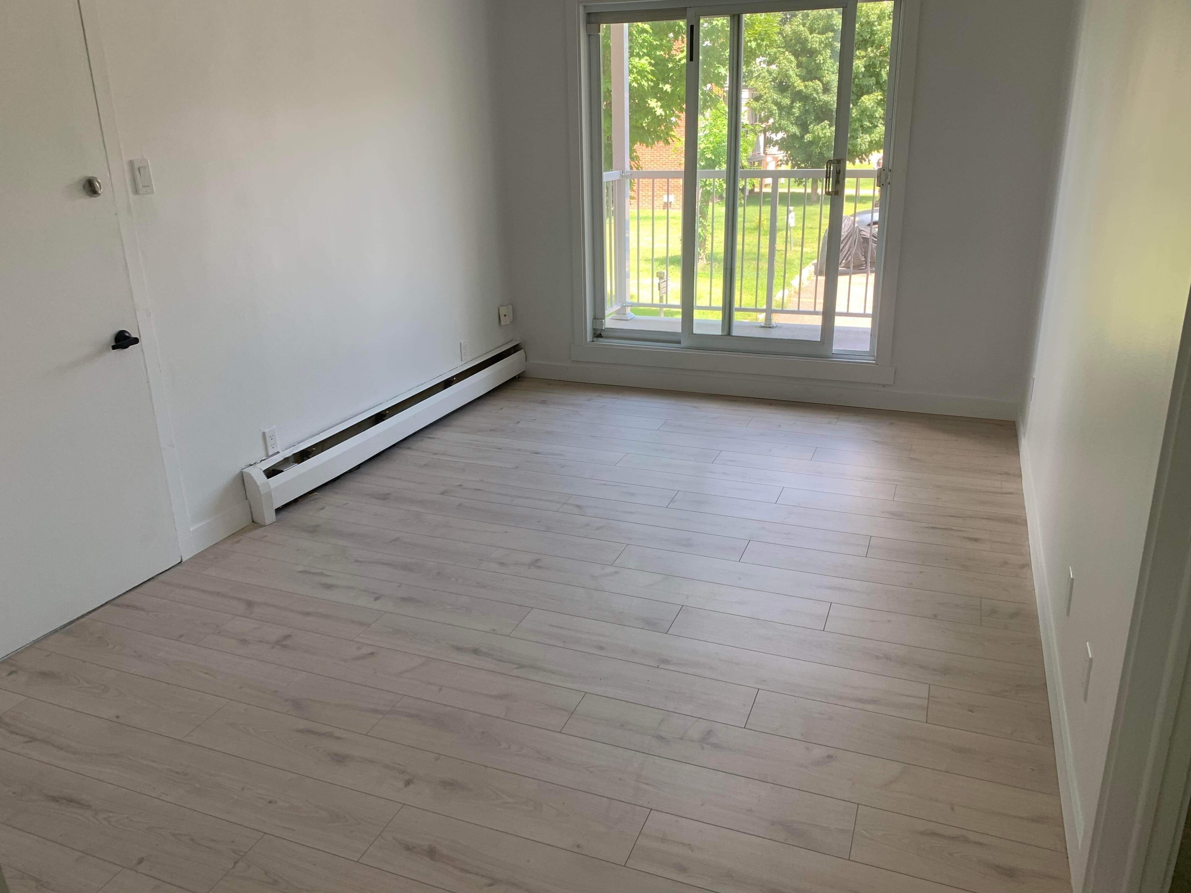 Logis-Experts - Appartements - 5350 À 5358 Rue Bossuet - Place Du Chateau - 5358-5 - 5