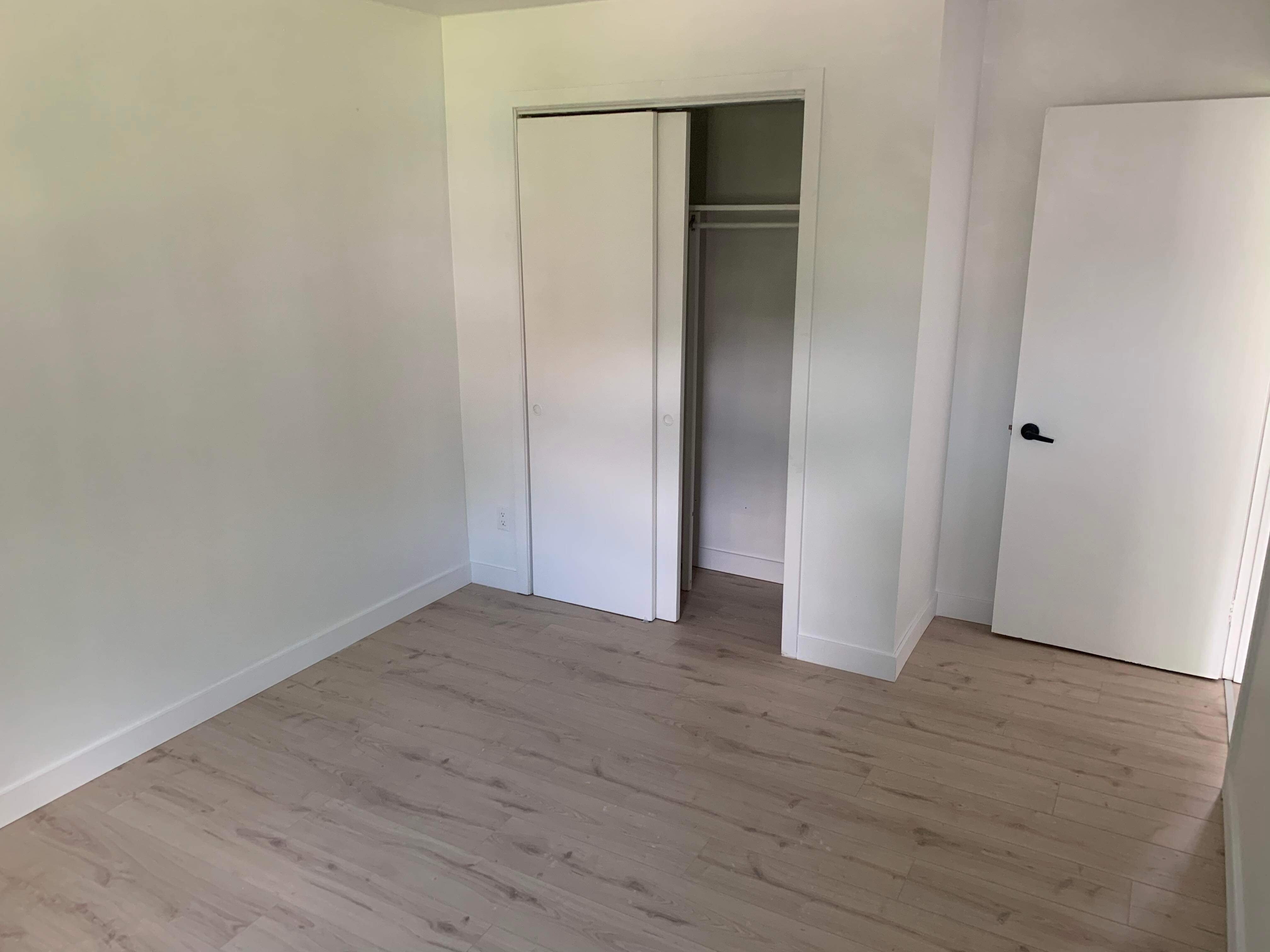 Logis-Experts - Appartements - 5350 À 5358 Rue Bossuet - Place Du Chateau - 5358-5 - 4