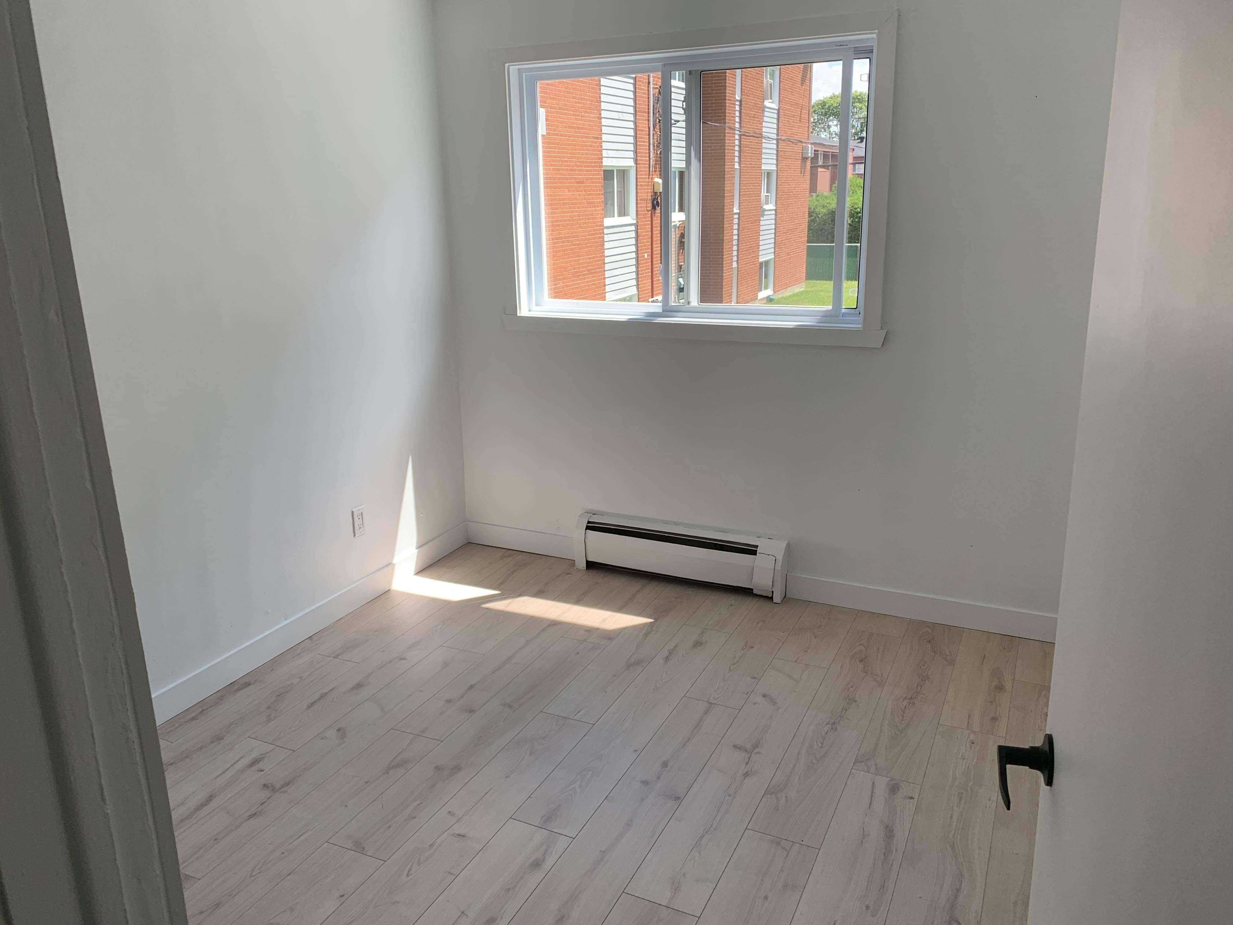 Logis-Experts - Appartements - 5350 À 5358 Rue Bossuet - Place Du Chateau - 5358-5 - 7