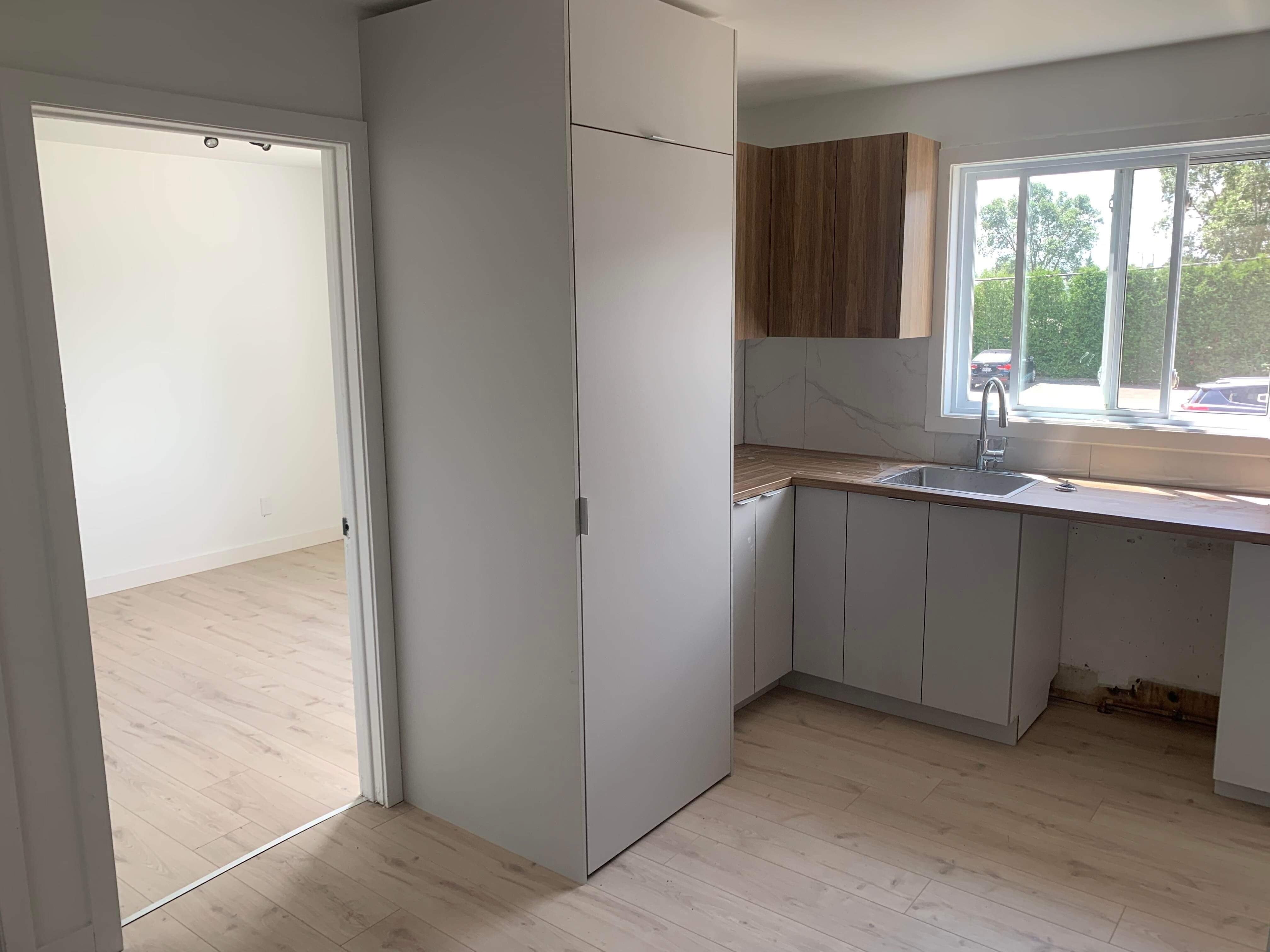 Logis-Experts - Appartements - 5350 À 5358 Rue Bossuet - Place Du Chateau - 5358-5 - 2