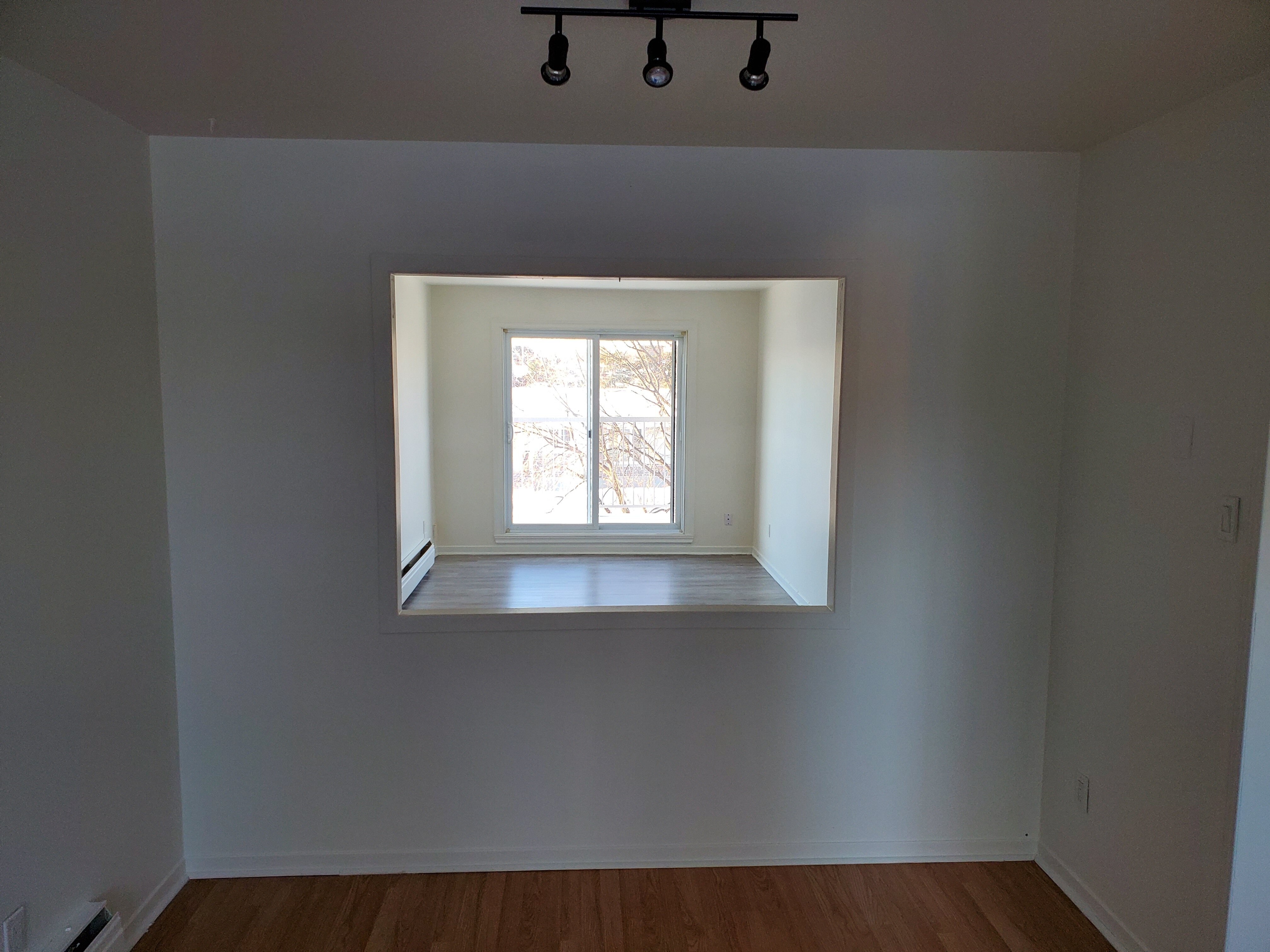 Logis-Experts - Appartements - 5392 À 5400 Rue Bossuet - Place Du Chateau - 5392-8 - 2