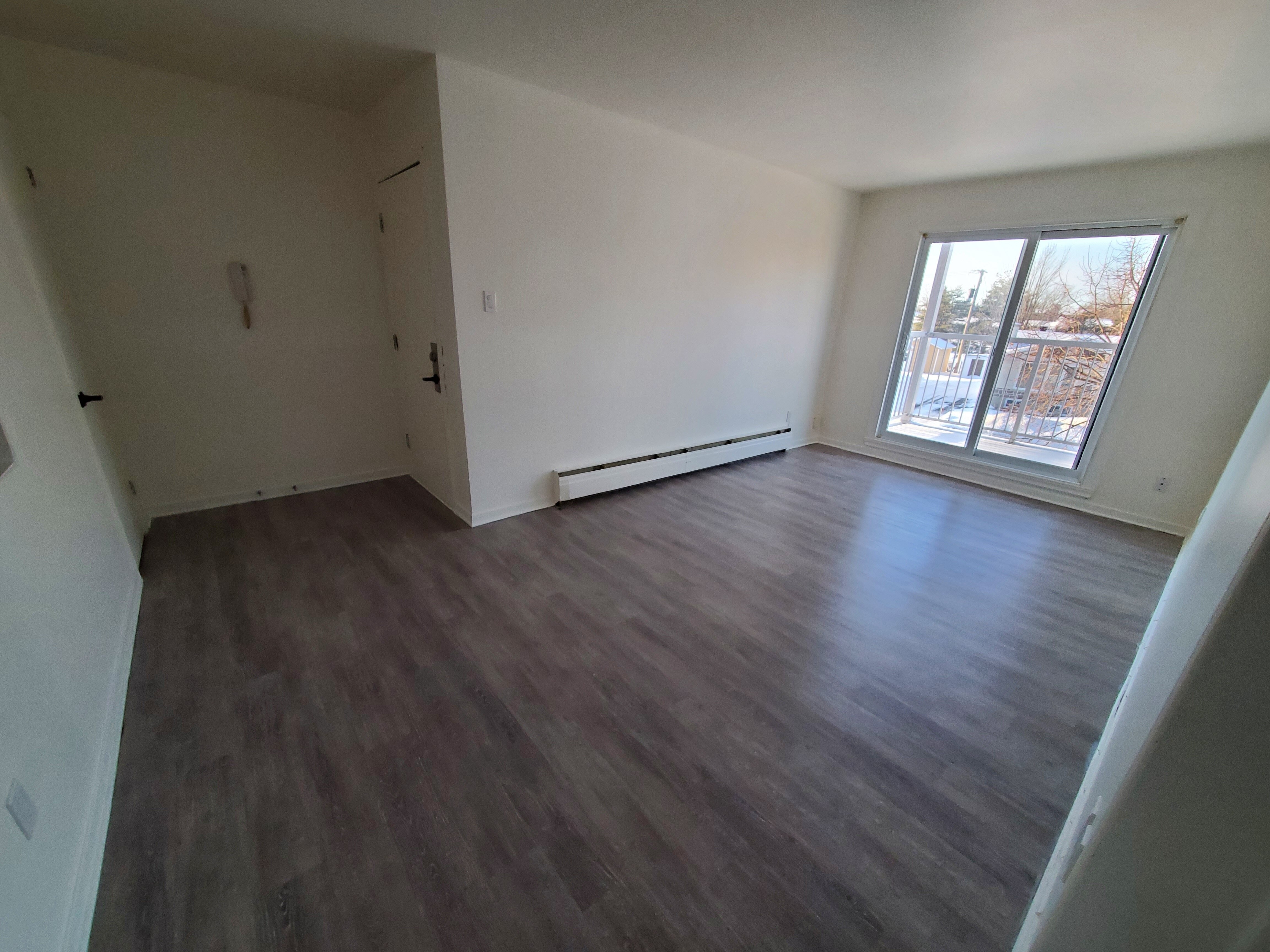 Logis-Experts - Appartements - 5392 À 5400 Rue Bossuet - Place Du Chateau - 5392-8 - 7