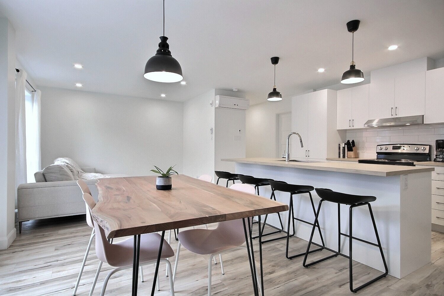 Logis-Experts - Appartements - 634 À 638 Rue Christophe-Colomb Ouest - 636-1 - 4