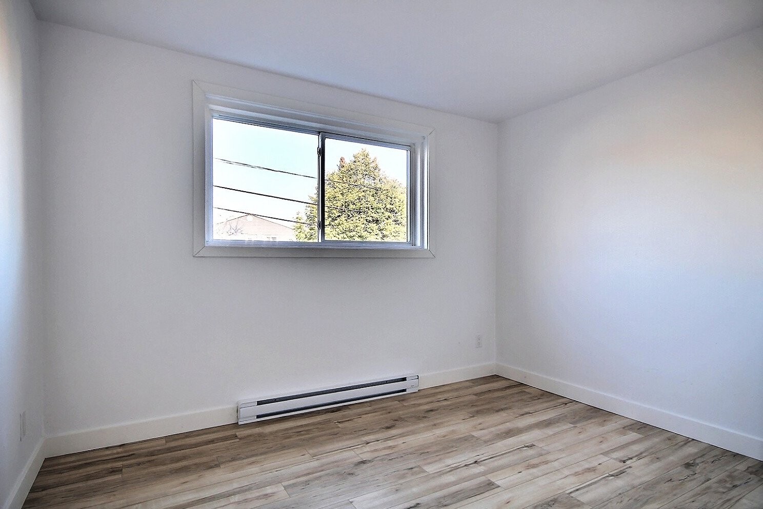 Logis-Experts - Appartements - 7345 1Re Avenue - Le Trait Carré - 7345-302 - 8