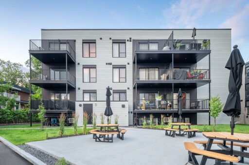 Logis-Experts | 7355 1Re Avenue - Le Trait Carré