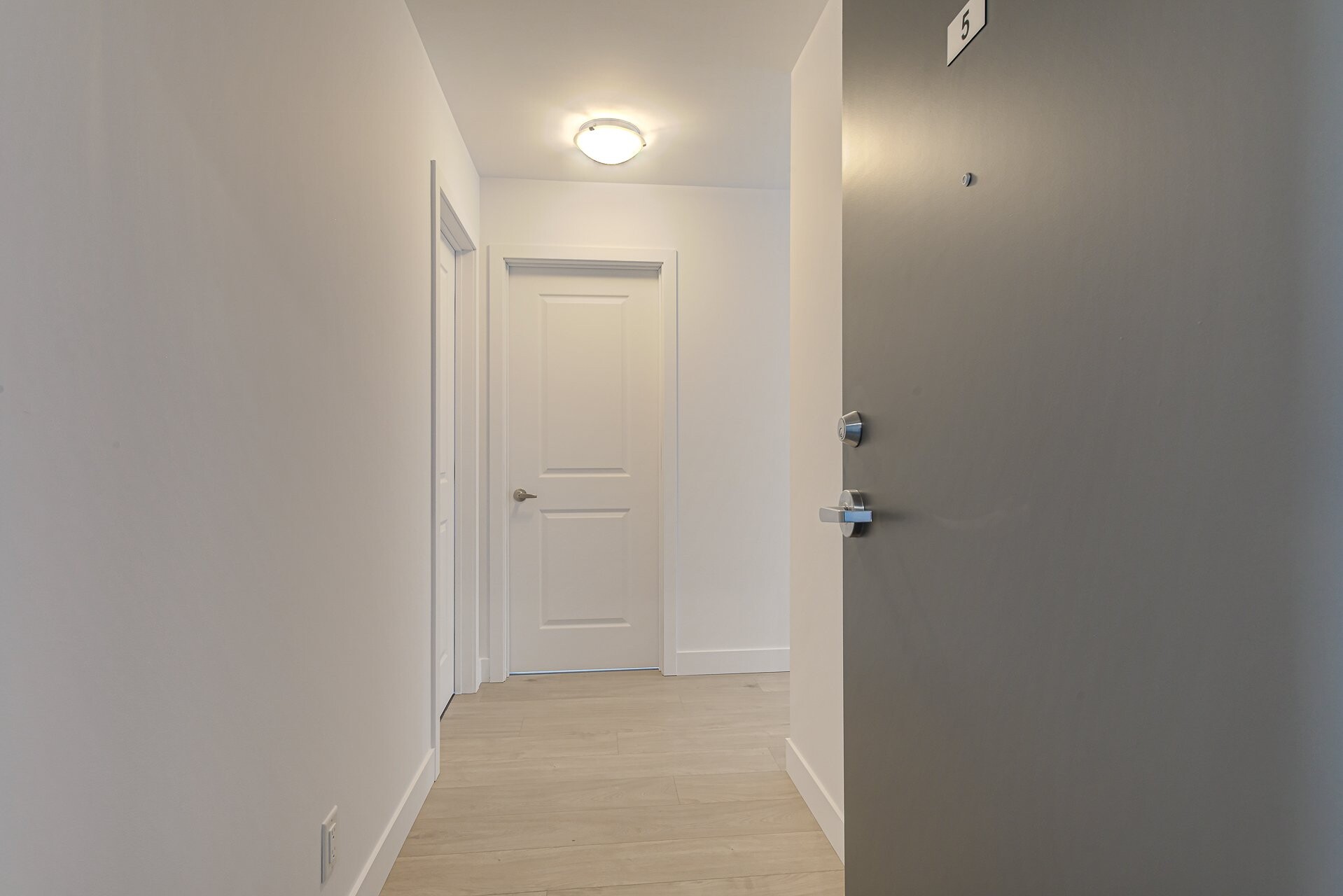 Logis-Experts - Appartements - 7495 Rue De L'apogée - 1 - 24