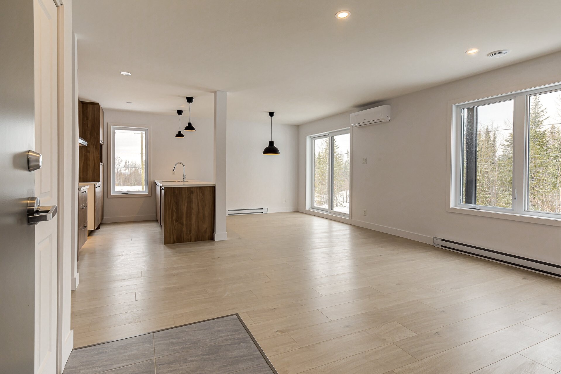 Logis-Experts - Appartements - 7465 Rue De L'apogée - 1 - 25