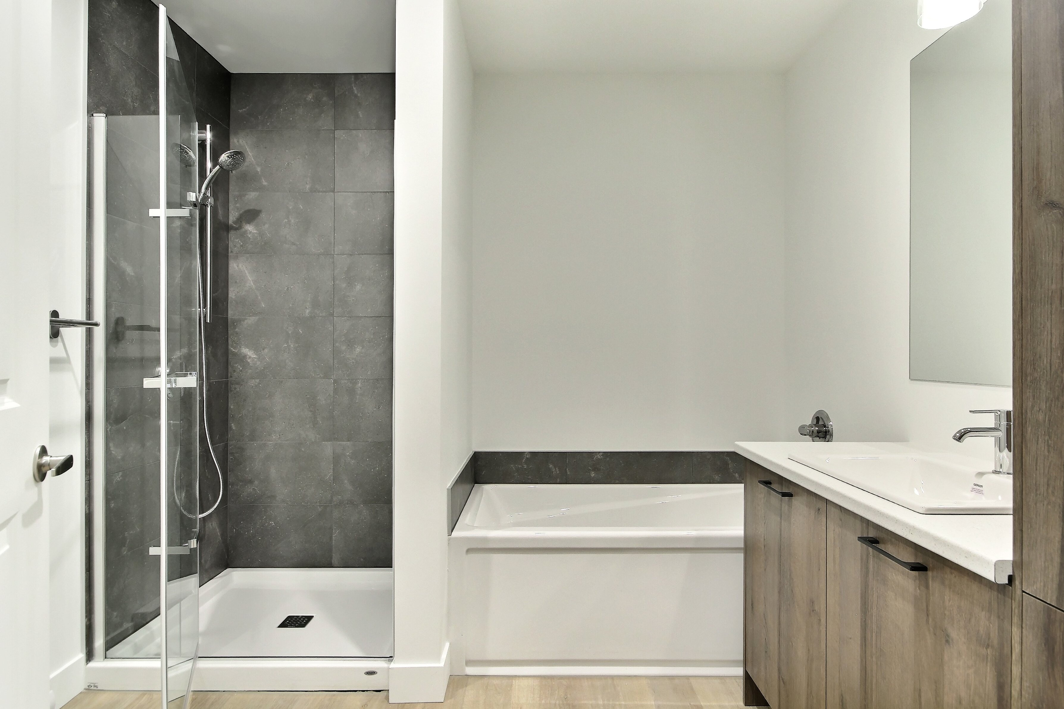 Logis-Experts - Appartements - 3245 1Re Avenue - 206 - 17