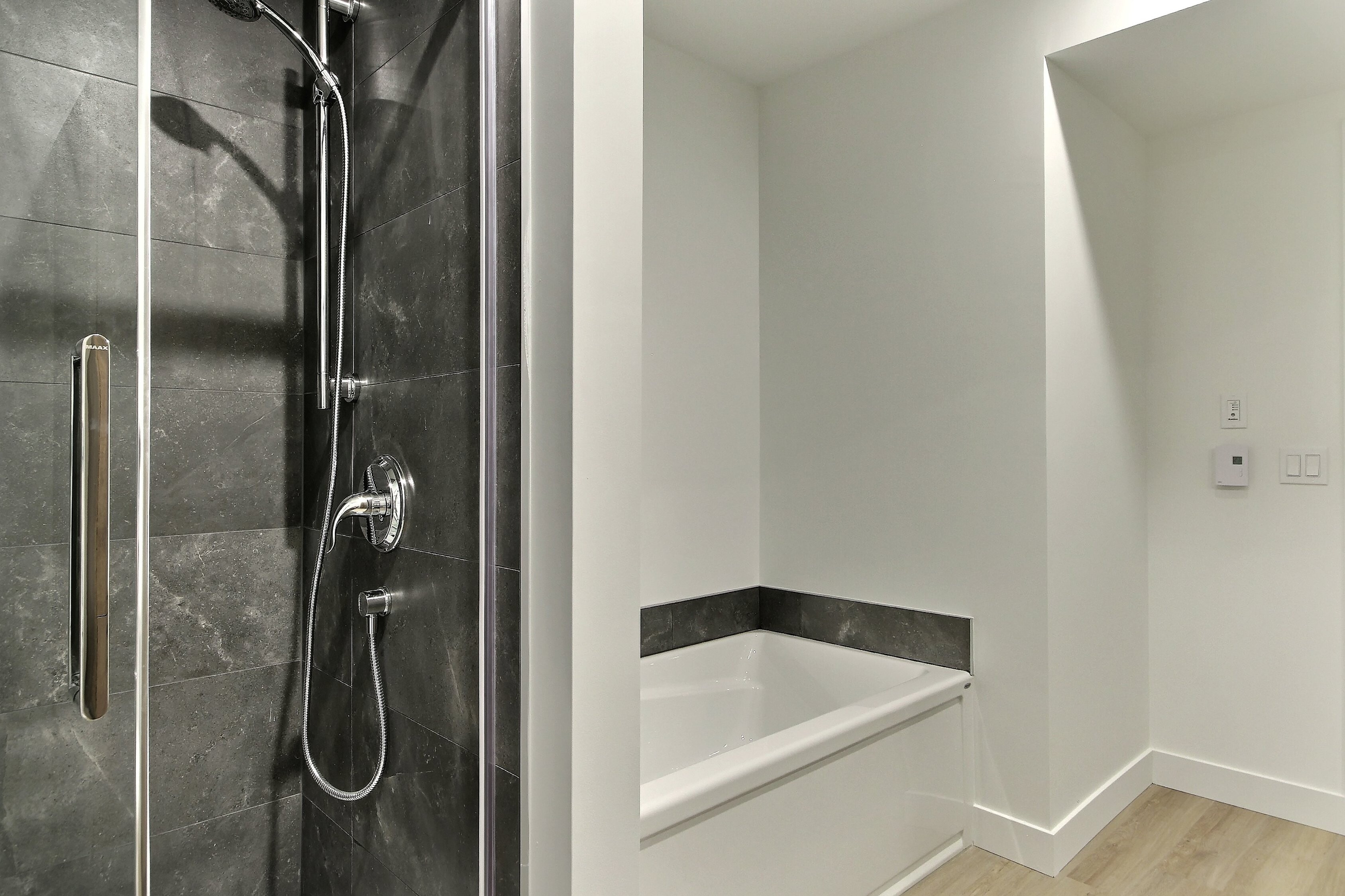 Logis-Experts - Projets - 3245 1er avenue - 7