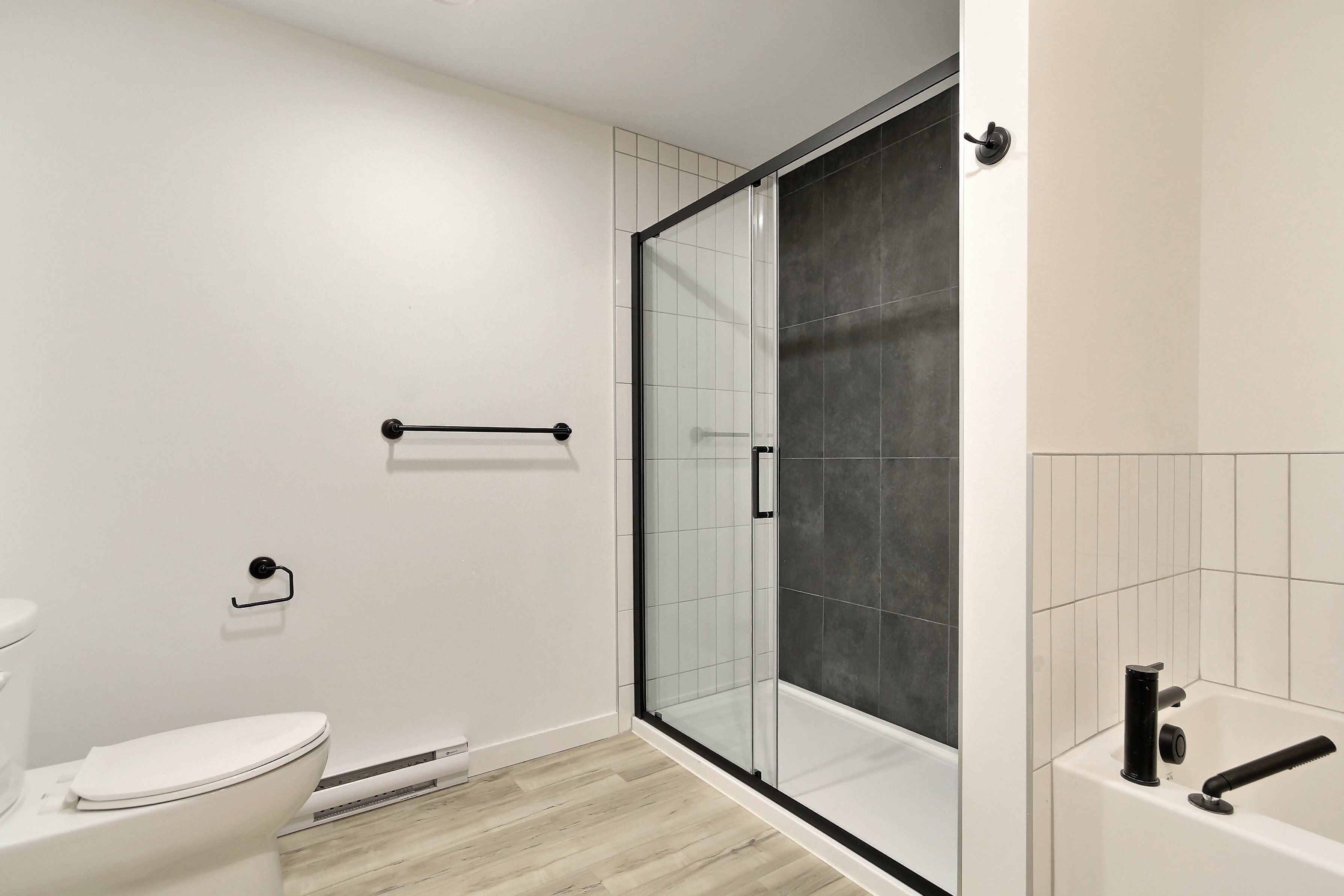 Logis-Experts - Appartements - 2463 Rue Évangéline - Espaces Lavida - 105 - 8