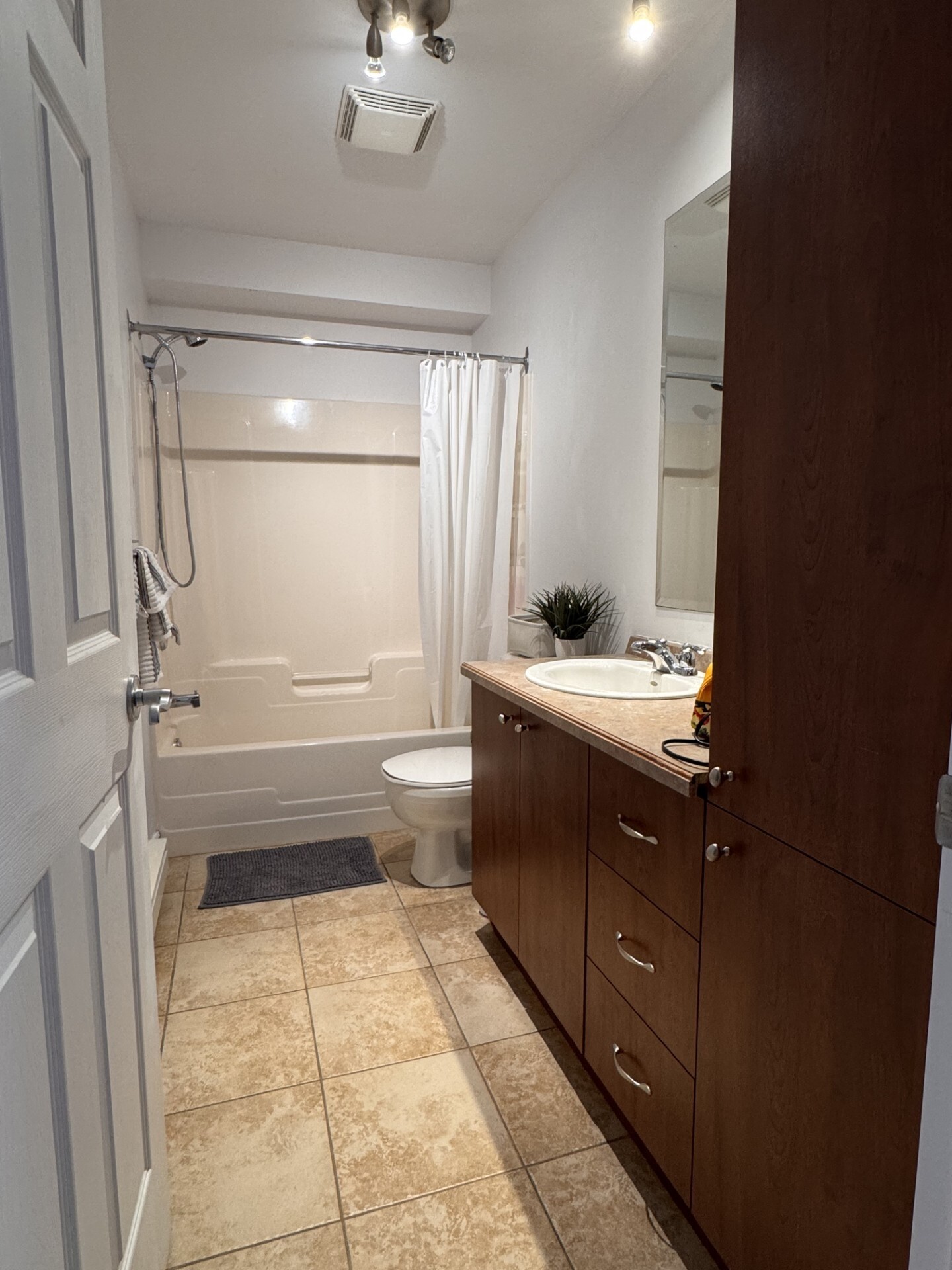 Logis-Experts - Appartements - 1151 À 1153 Boulevard Louis-Xiv - Le District - 1151-53 - 1