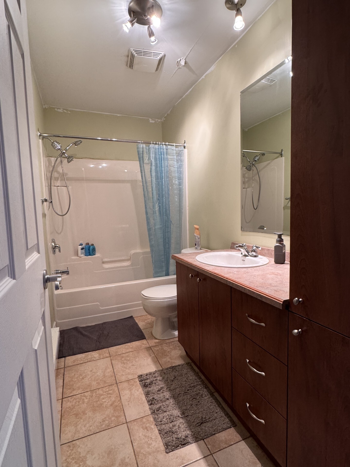 Logis-Experts - Appartements - 1151 À 1153 Boulevard Louis-Xiv - Le District - 1153-61 - 1