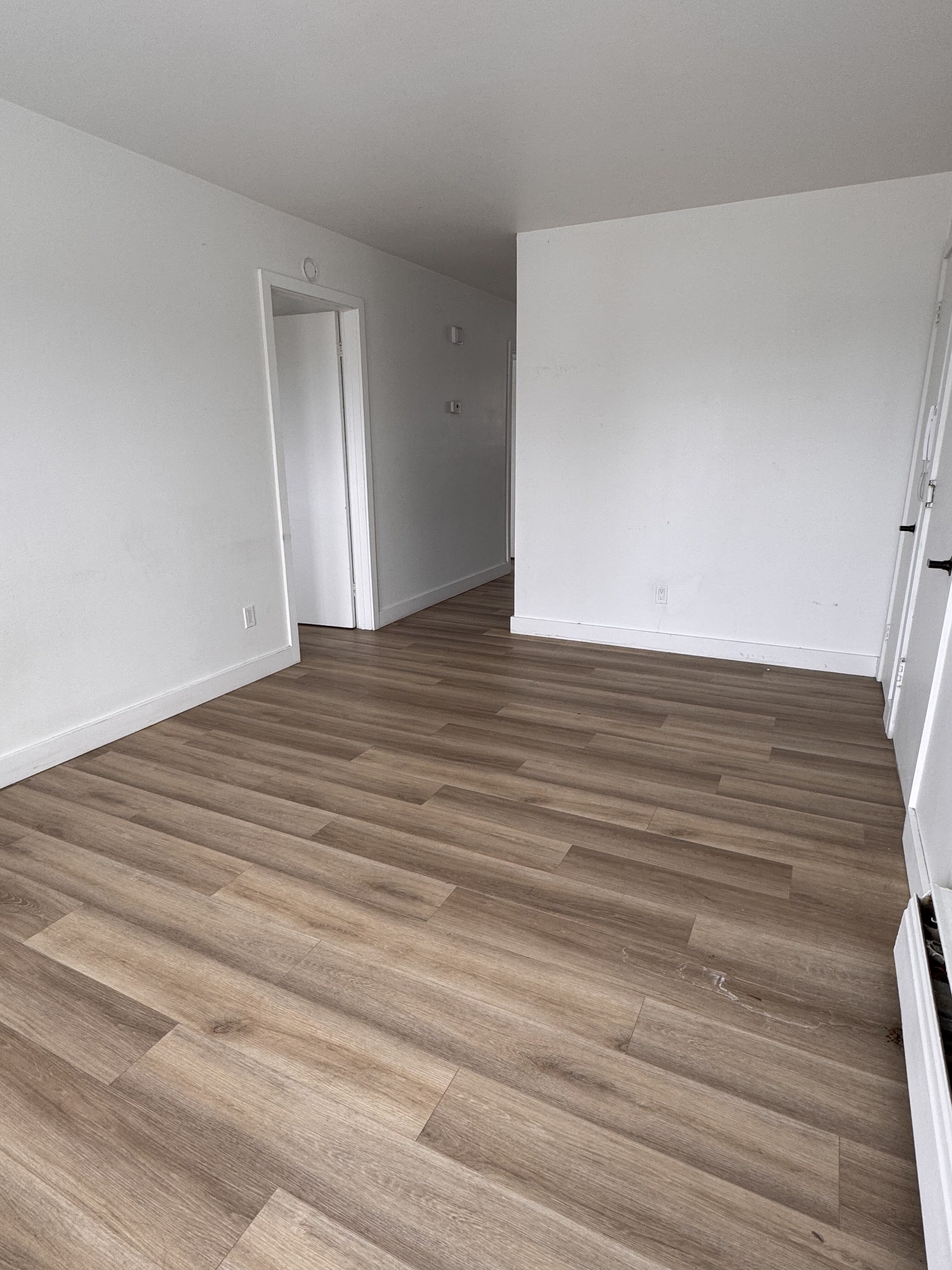 Logis-Experts - Appartements - 5340 À 5344 Rue Bossuet - Place Du Chateau - 5344-5 - 5