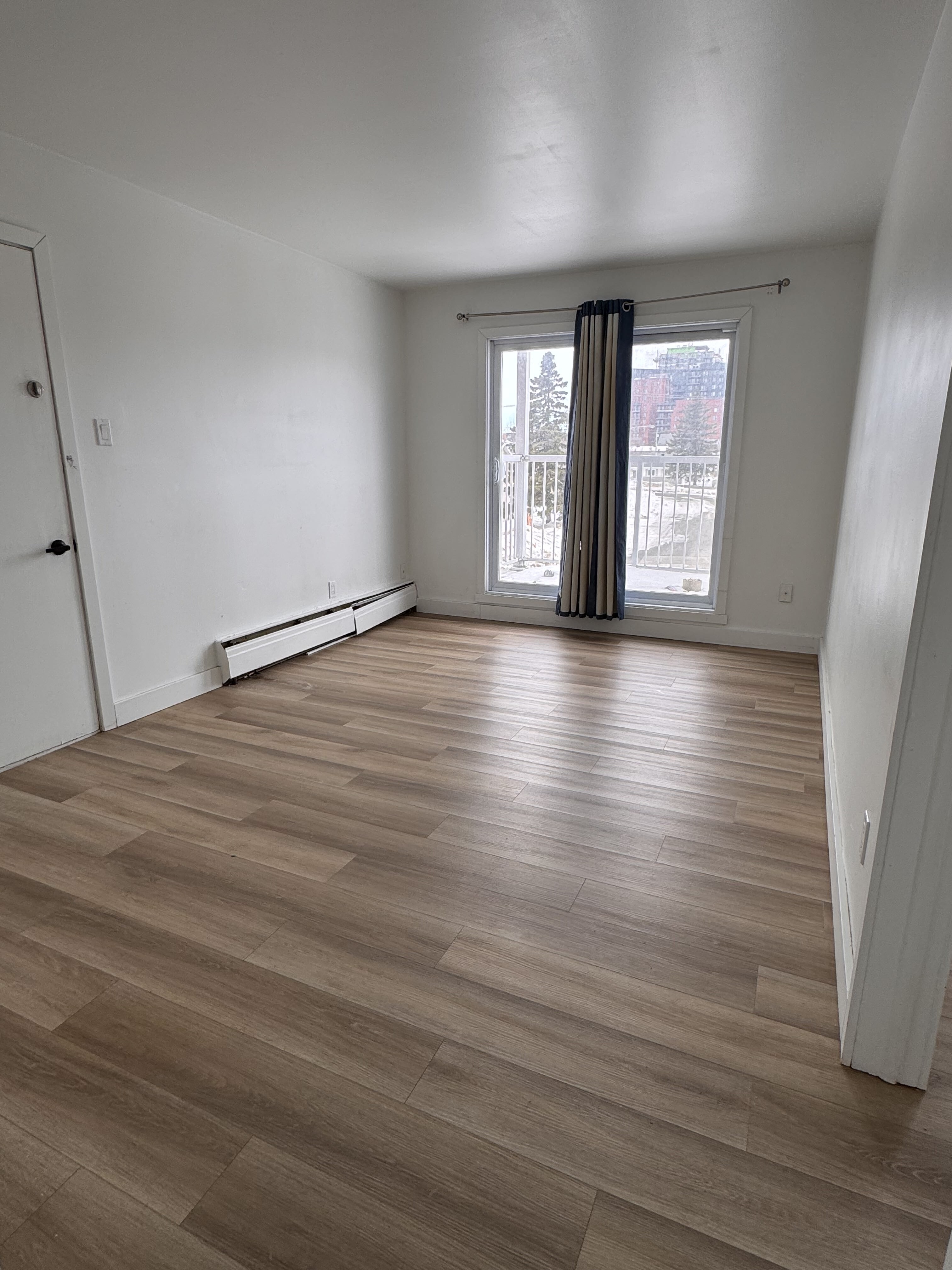 Logis-Experts - Appartements - 5340 À 5344 Rue Bossuet - Place Du Chateau - 5344-5 - 6