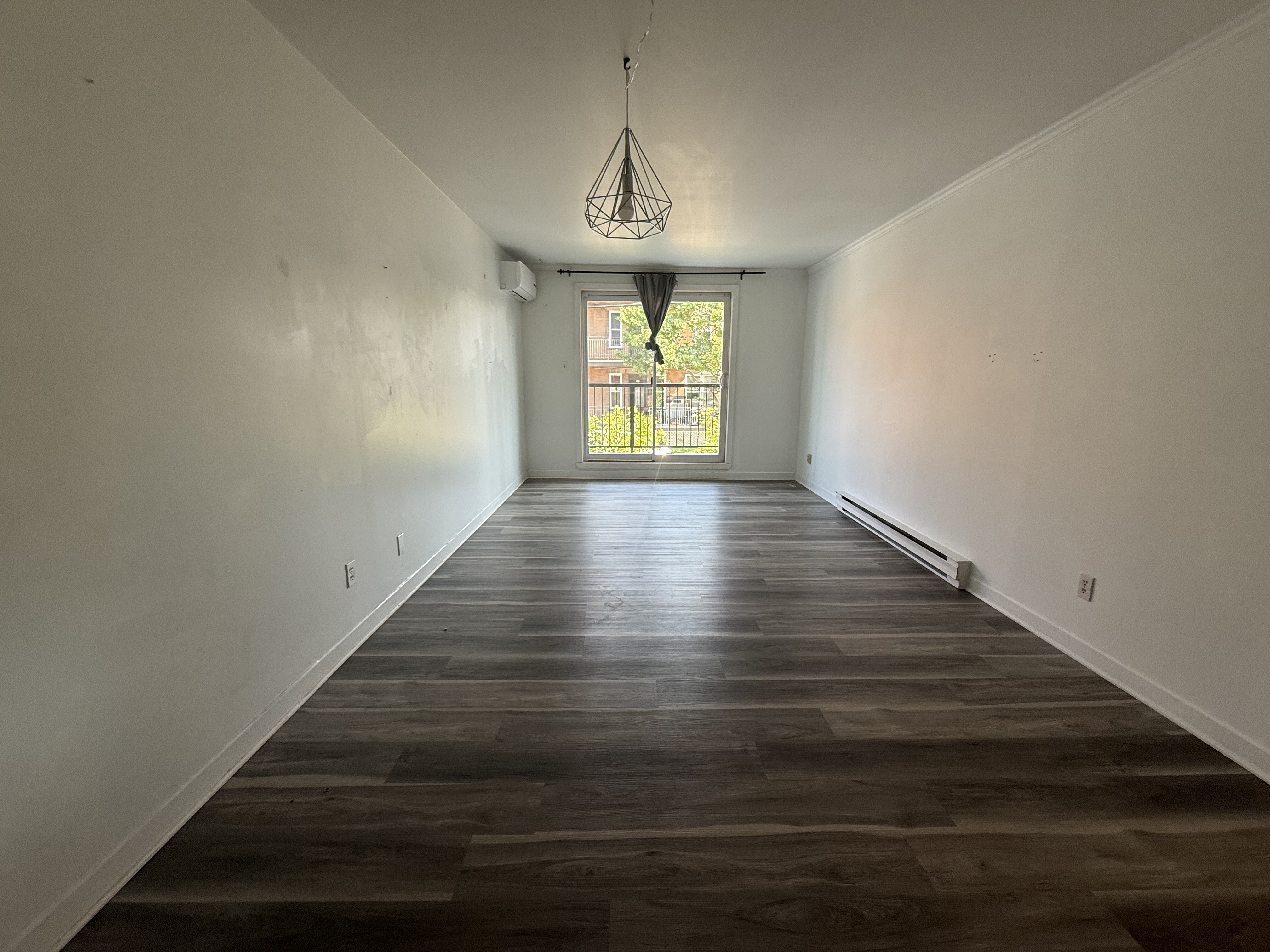 Logis-Experts - Appartements - 200 6E Avenue - 4 - 6