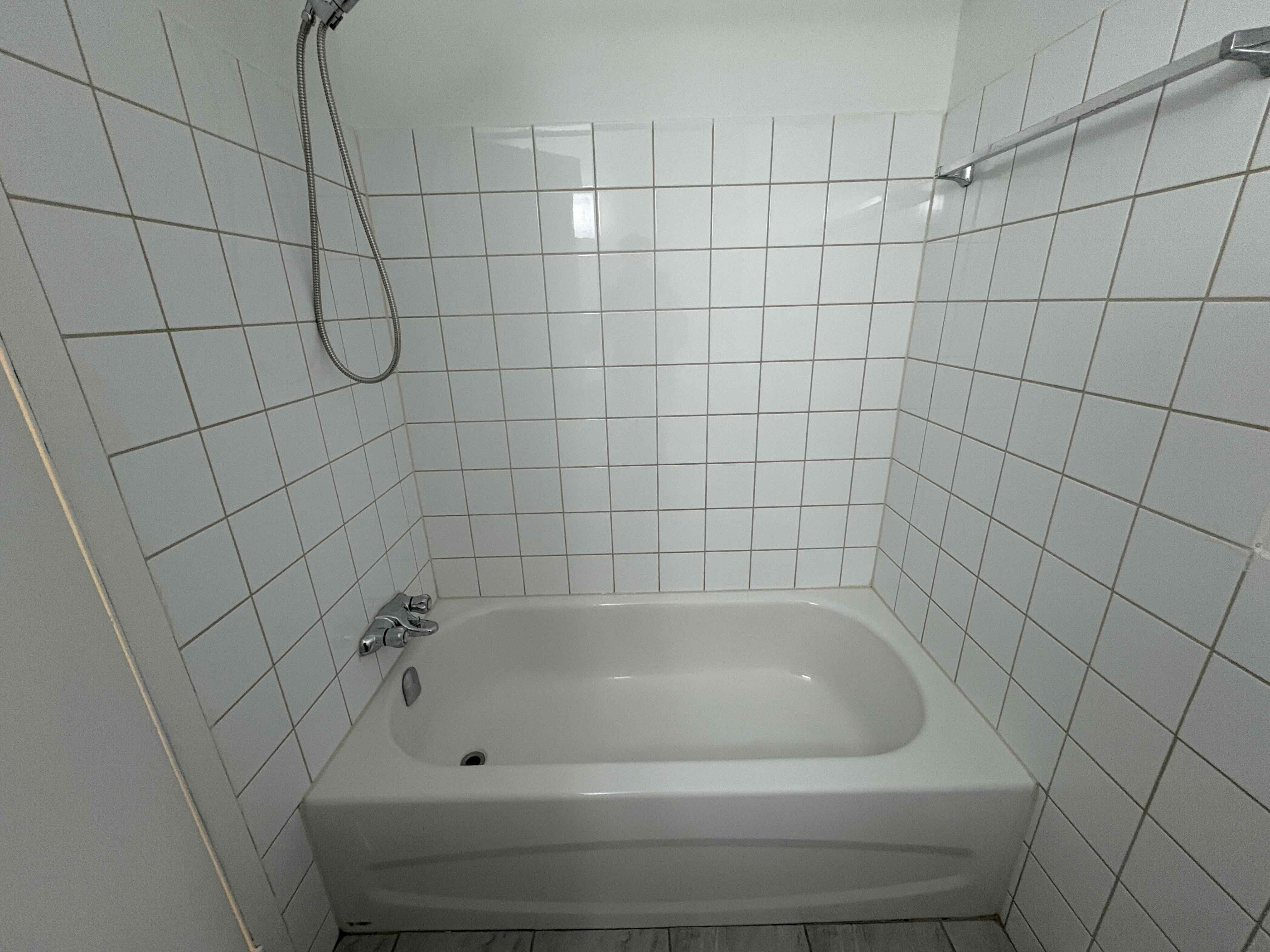 Logis-Experts - Appartements - 3126 Boulevard Neilson - 402 - 7