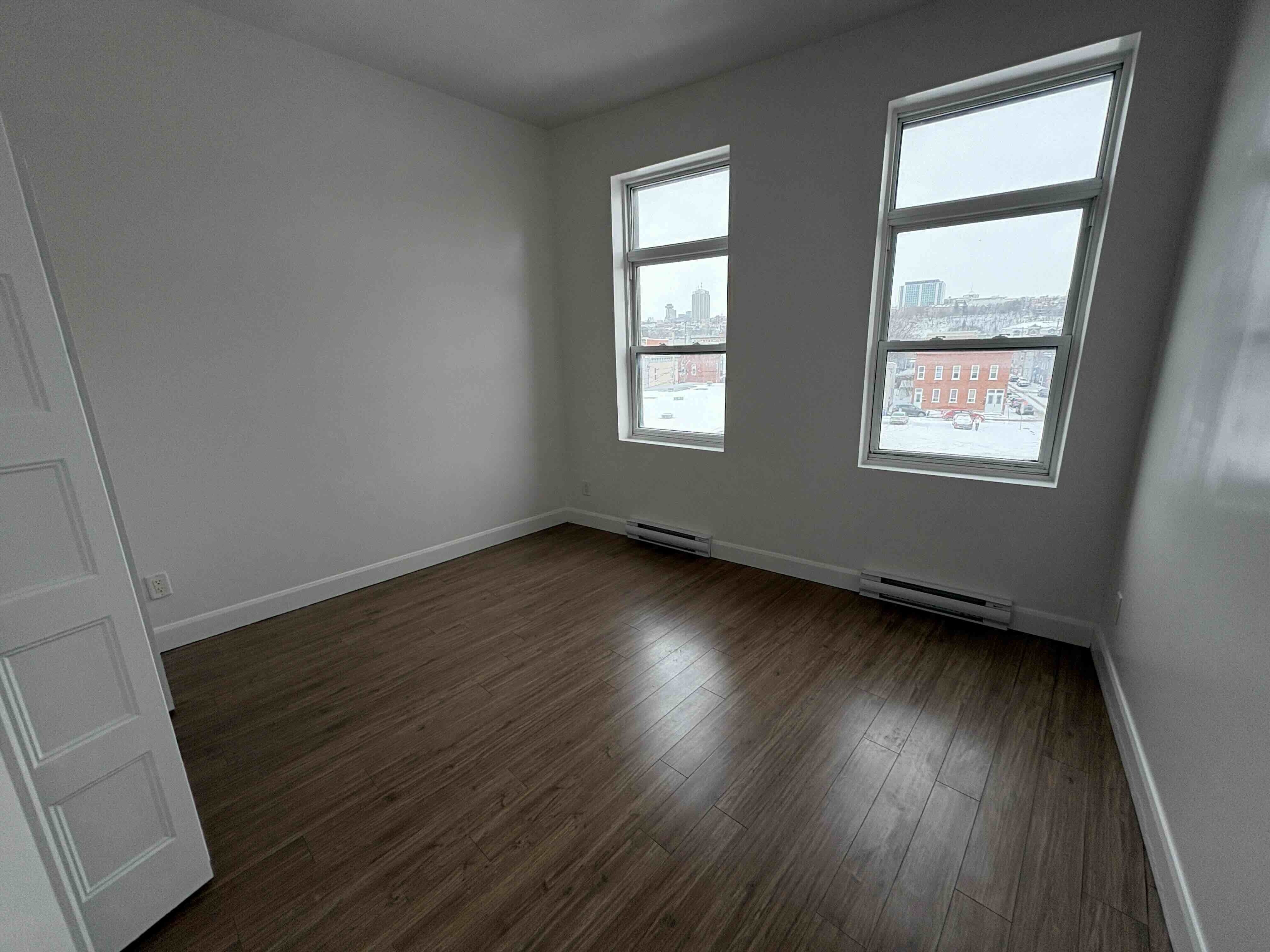 Logis-Experts - Appartements - 438 À 446 Rue Saint-Vallier Ouest - 444-32 - 2