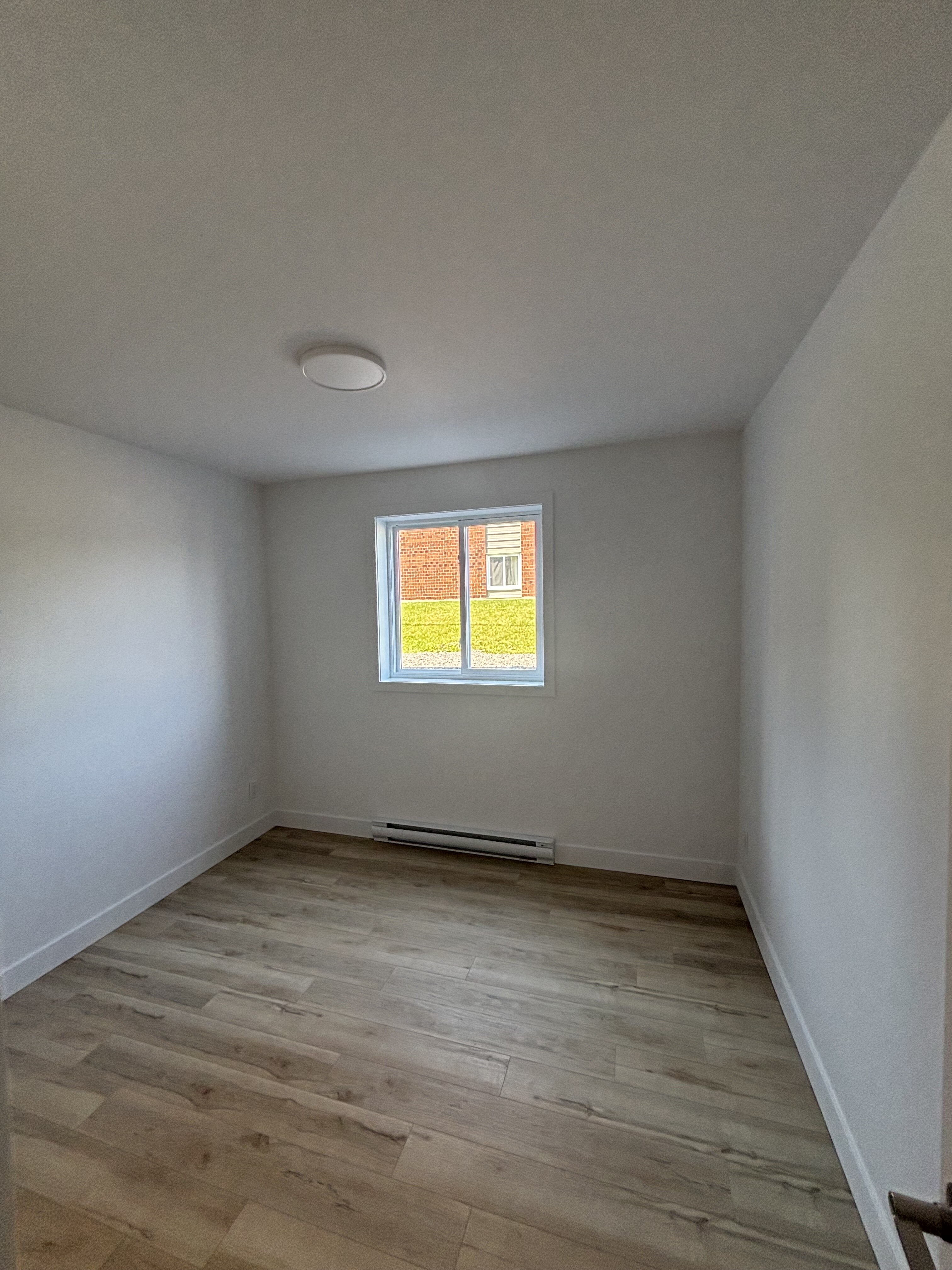 Logis-Experts - Appartements - 3130 Boulevard Neilson - 102 - 3
