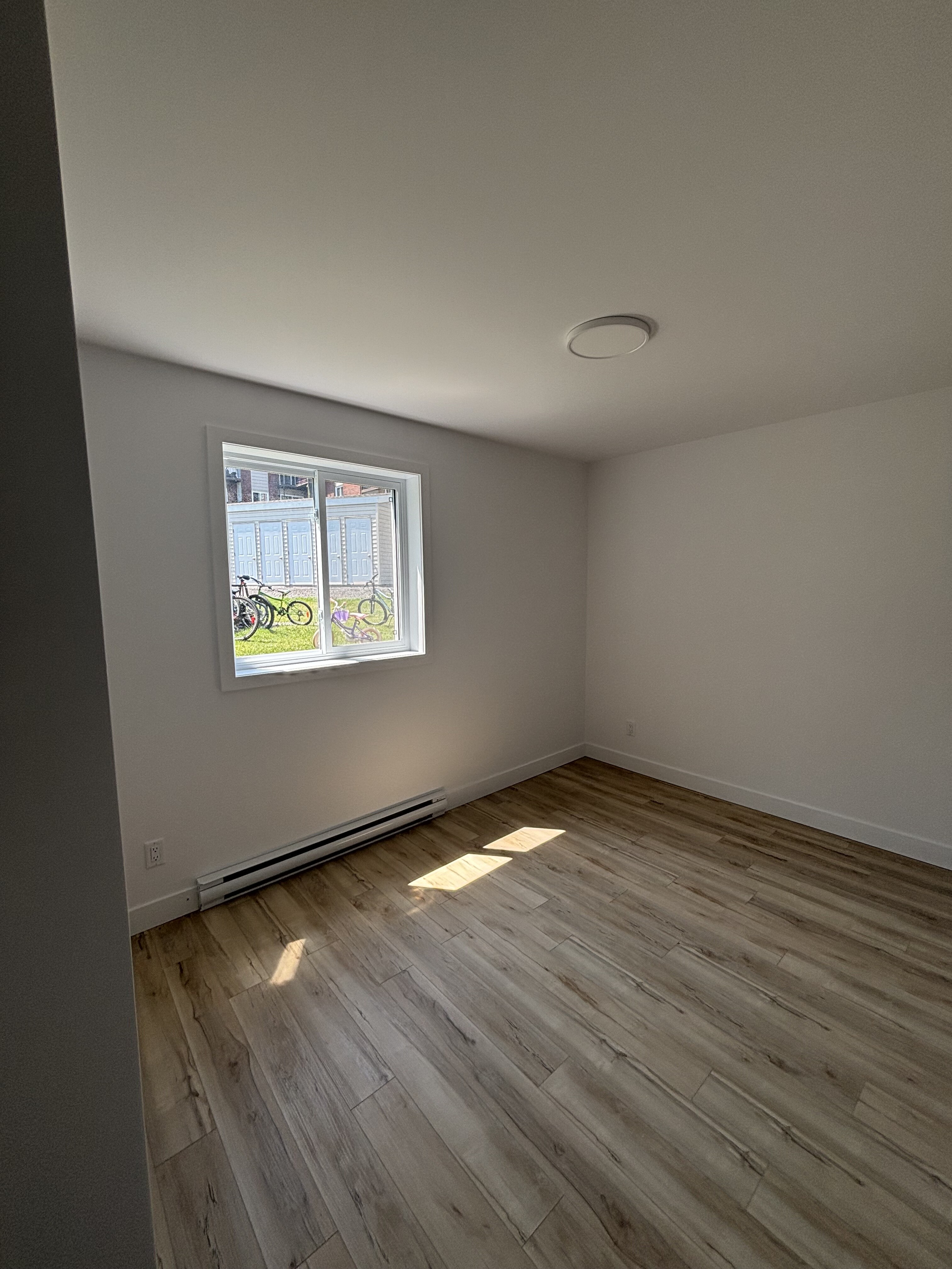 Logis-Experts - Appartements - 3130 Boulevard Neilson - 102 - 5