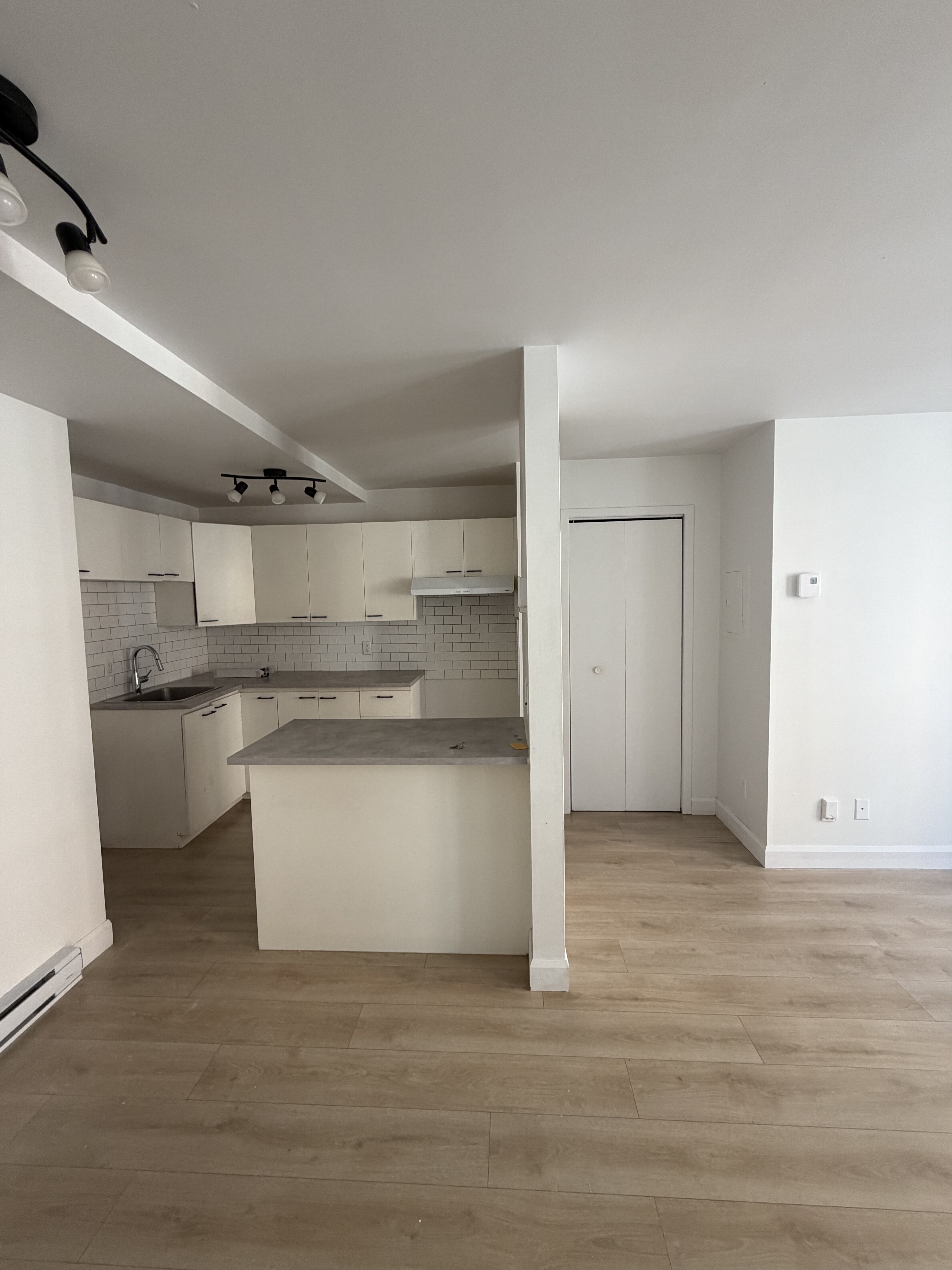 Logis-Experts - Appartements - 39-55 Rue Saint-François Est - 51-2 - 3