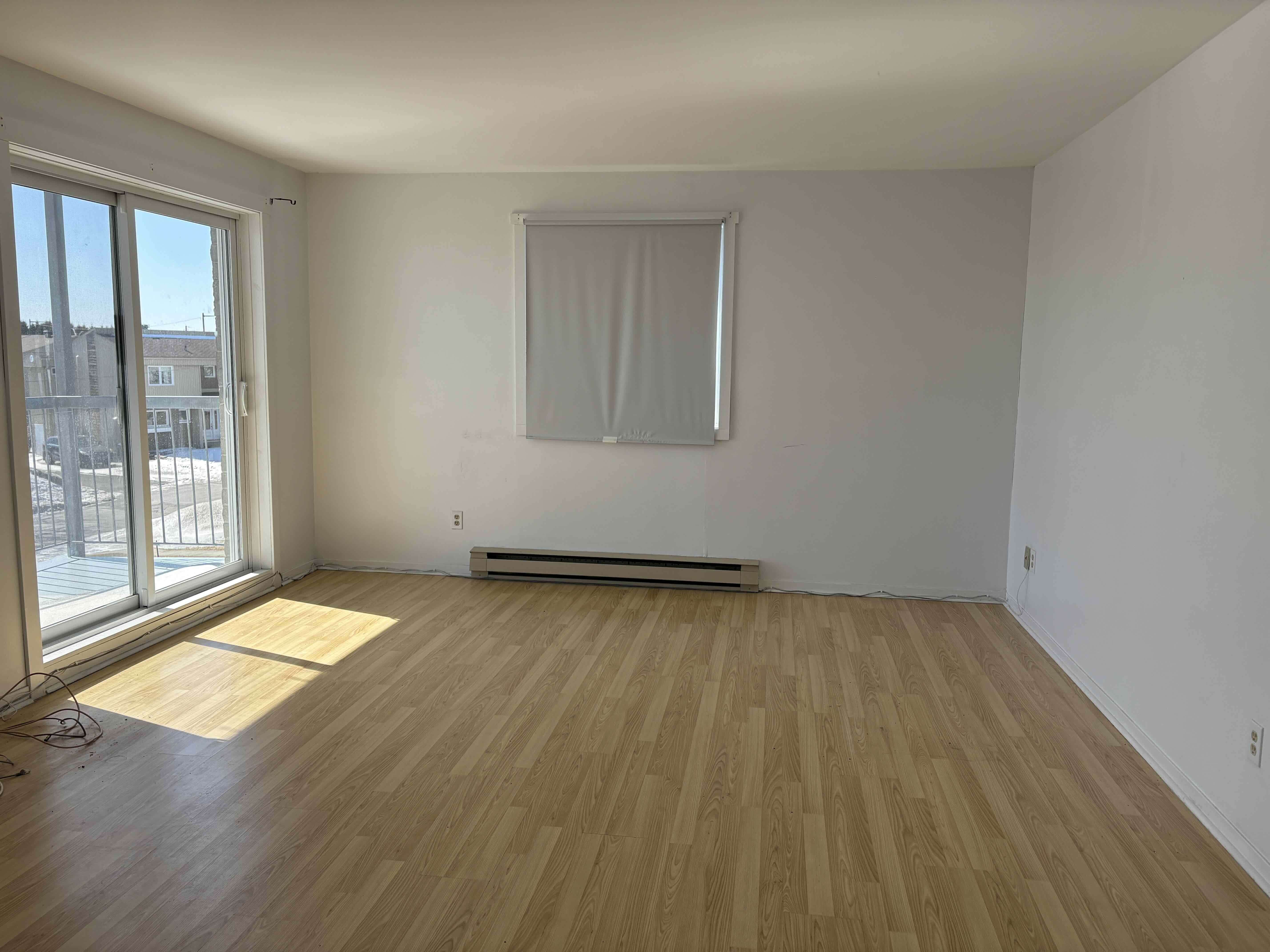 Logis-Experts - Appartements - 1395 Rue De L'oural - 14 - 3