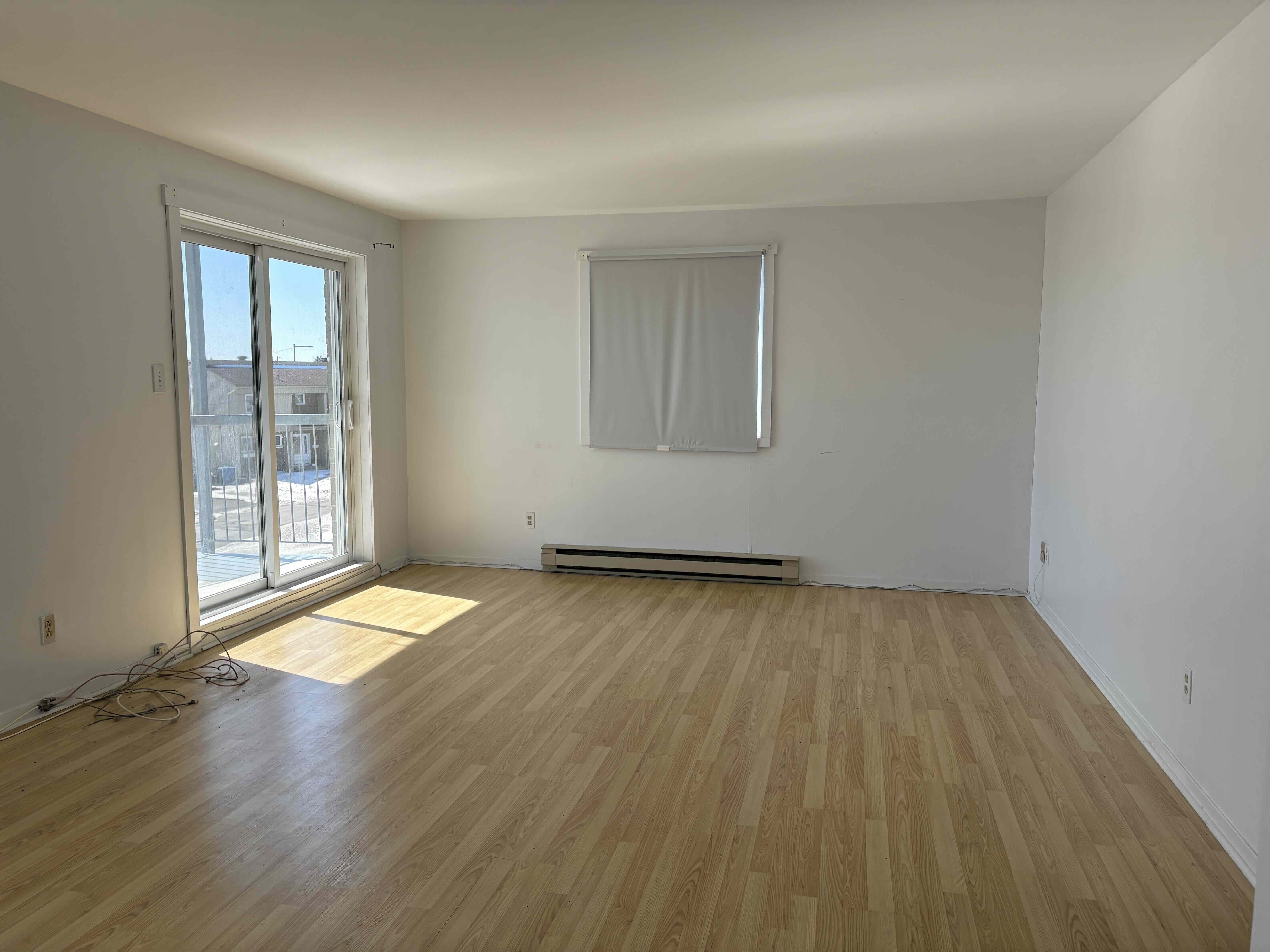 Logis-Experts - Appartements - 1395 Rue De L'oural - 14 - 4