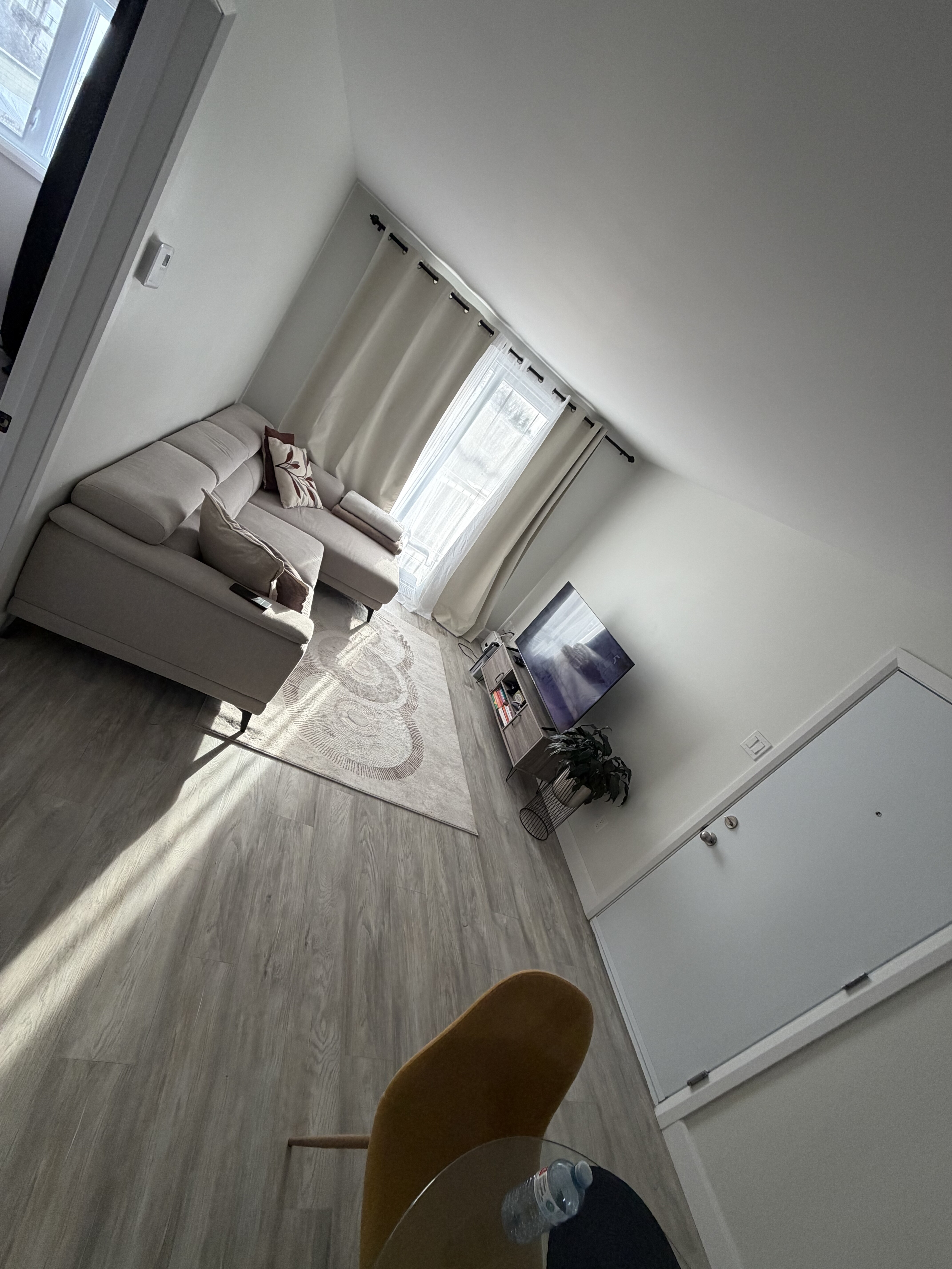 Logis-Experts - Appartements - 17056-17062 Boulevard Henri-Bourassa - 17062-4 - 1