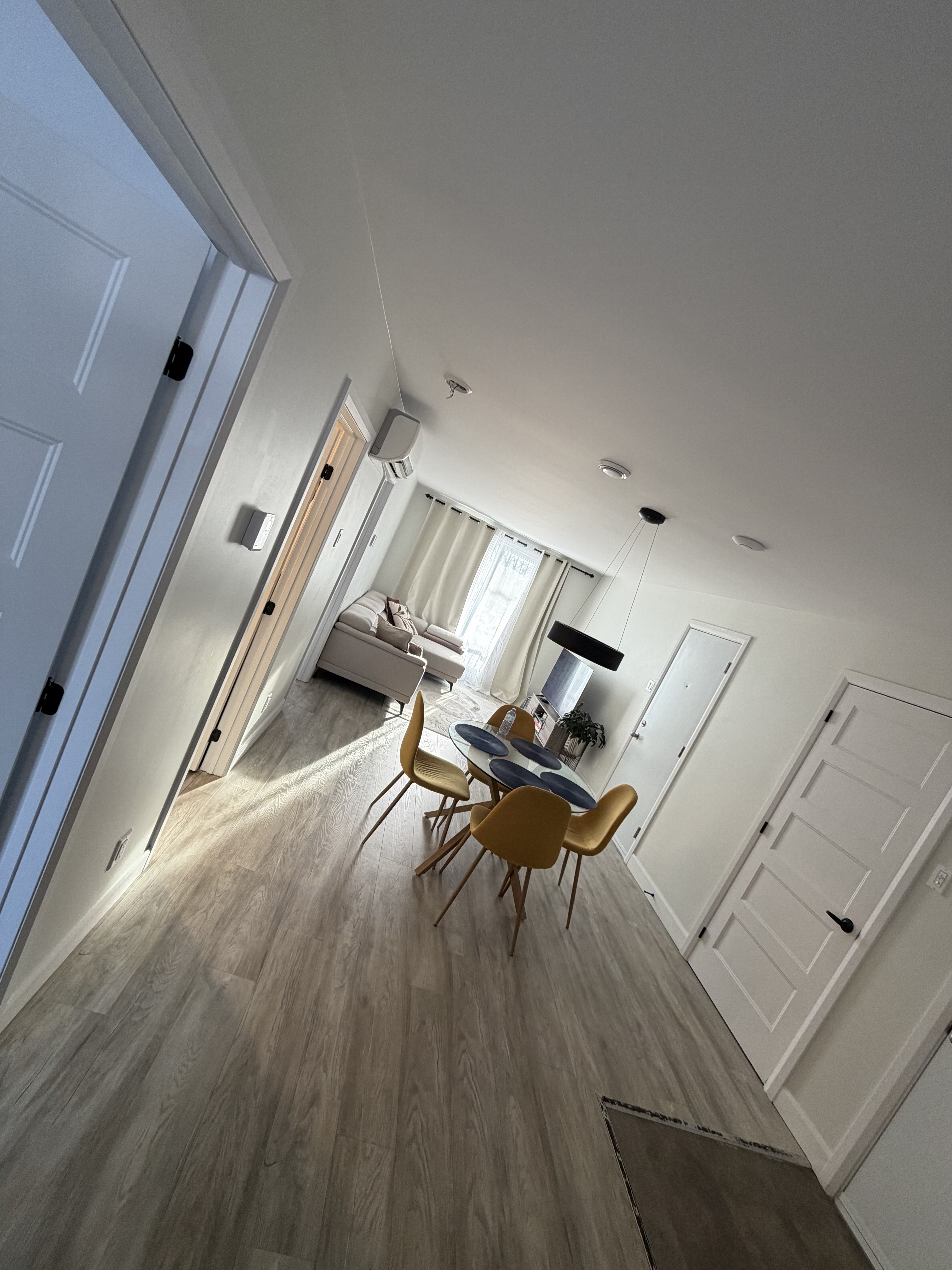 Logis-Experts - Appartements - 17056-17062 Boulevard Henri-Bourassa - 17062-4 - 4